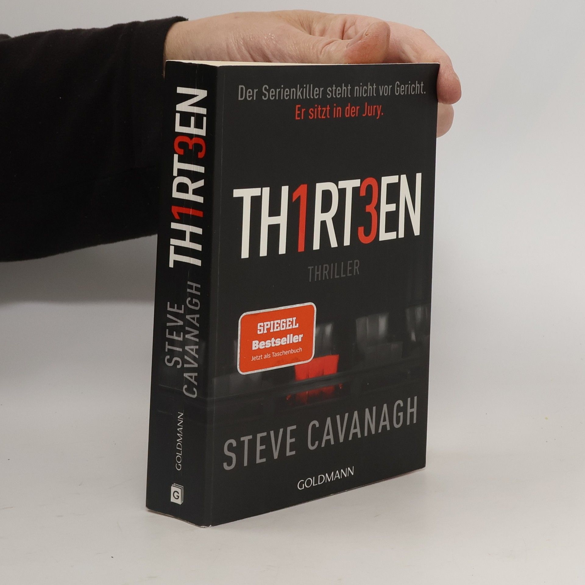 Steve Cavanagh Thirteen