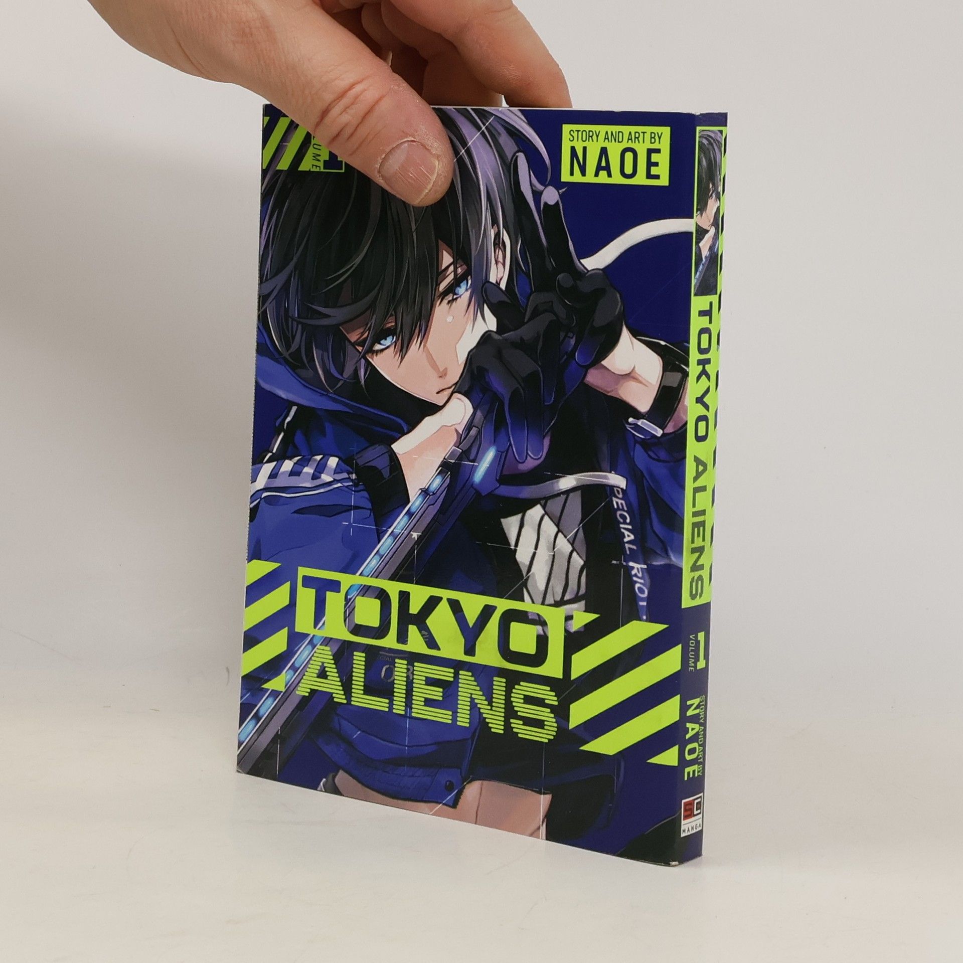 Naoe Tokyo Aliens 01