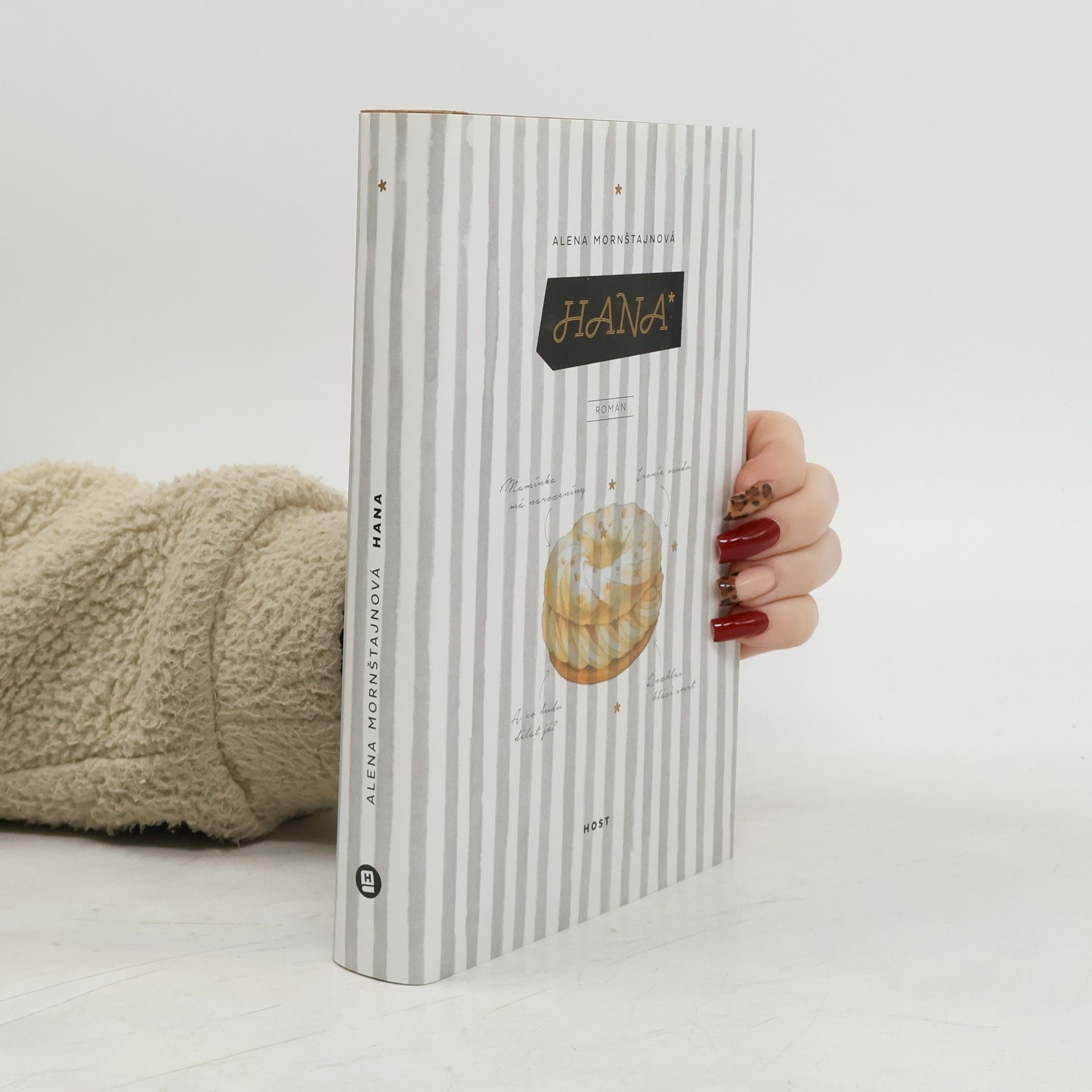 Alena Mornštajnová Hana