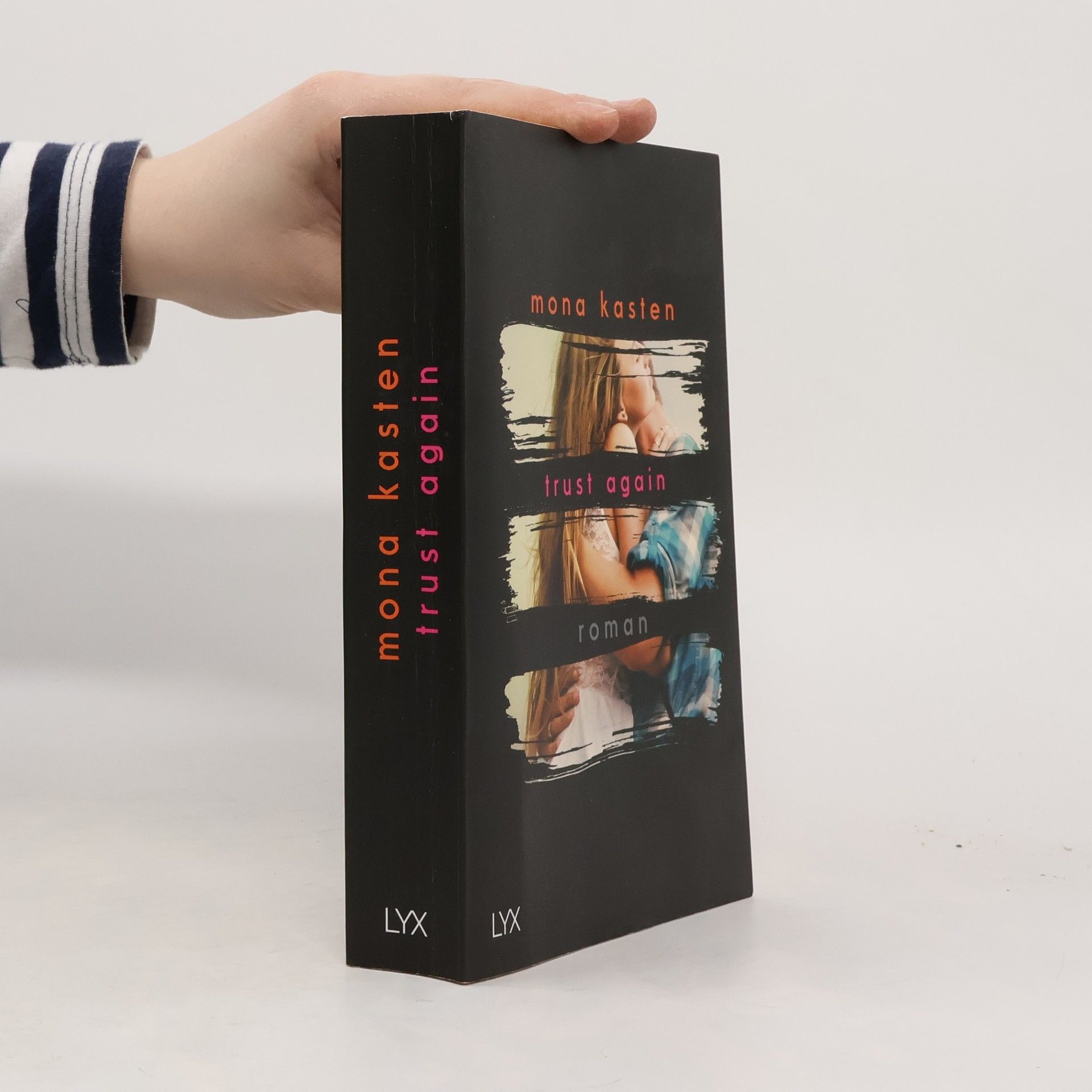 Mona Kasten Trust again