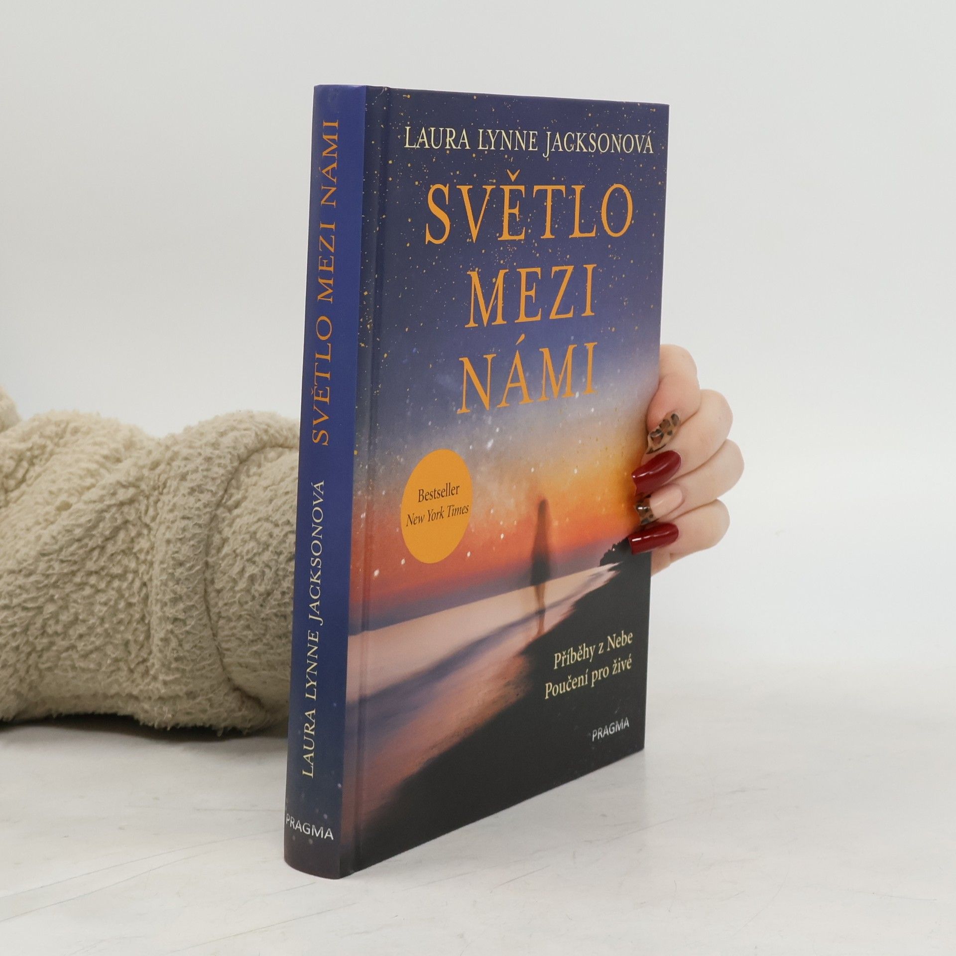 Laura Lynne Jackson Světlo mezi námi