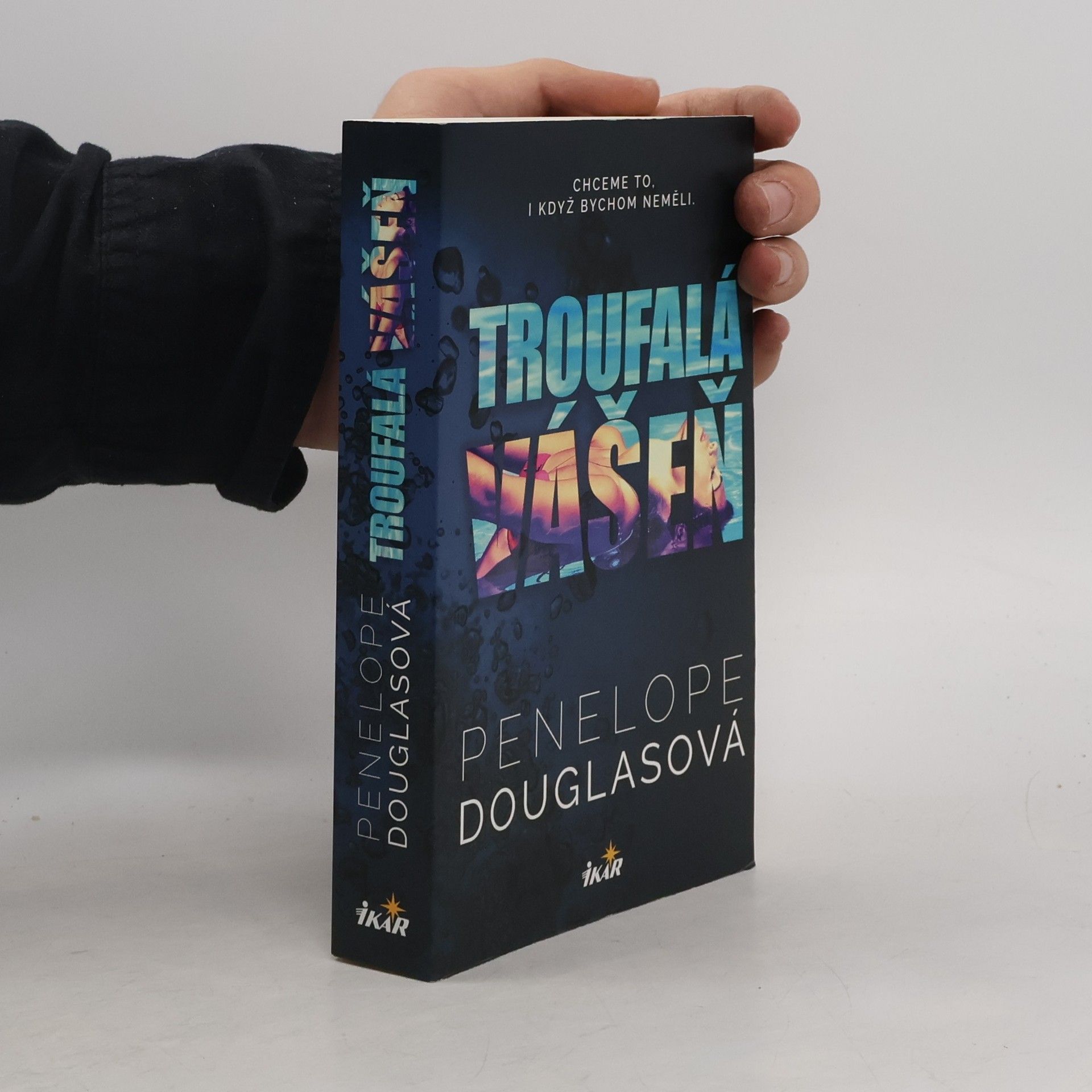 Penelope Douglas Troufalá vášeň