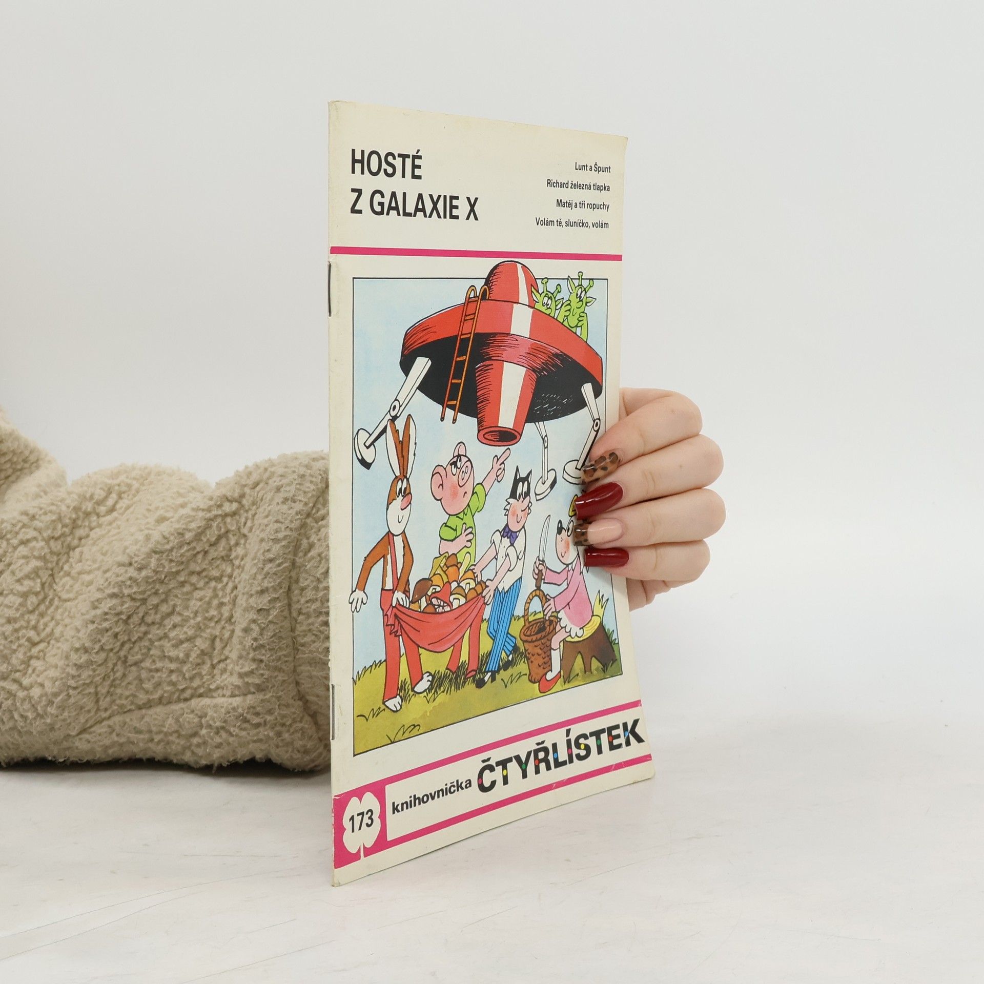 Jaroslav Němeček Čtyřlístek 173. Hosté z galaxie X