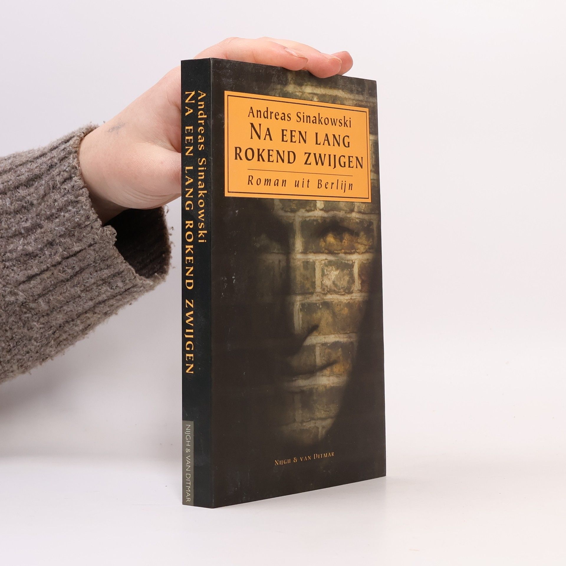 Andreas Sinakowski Na een lang rokend zwijgen