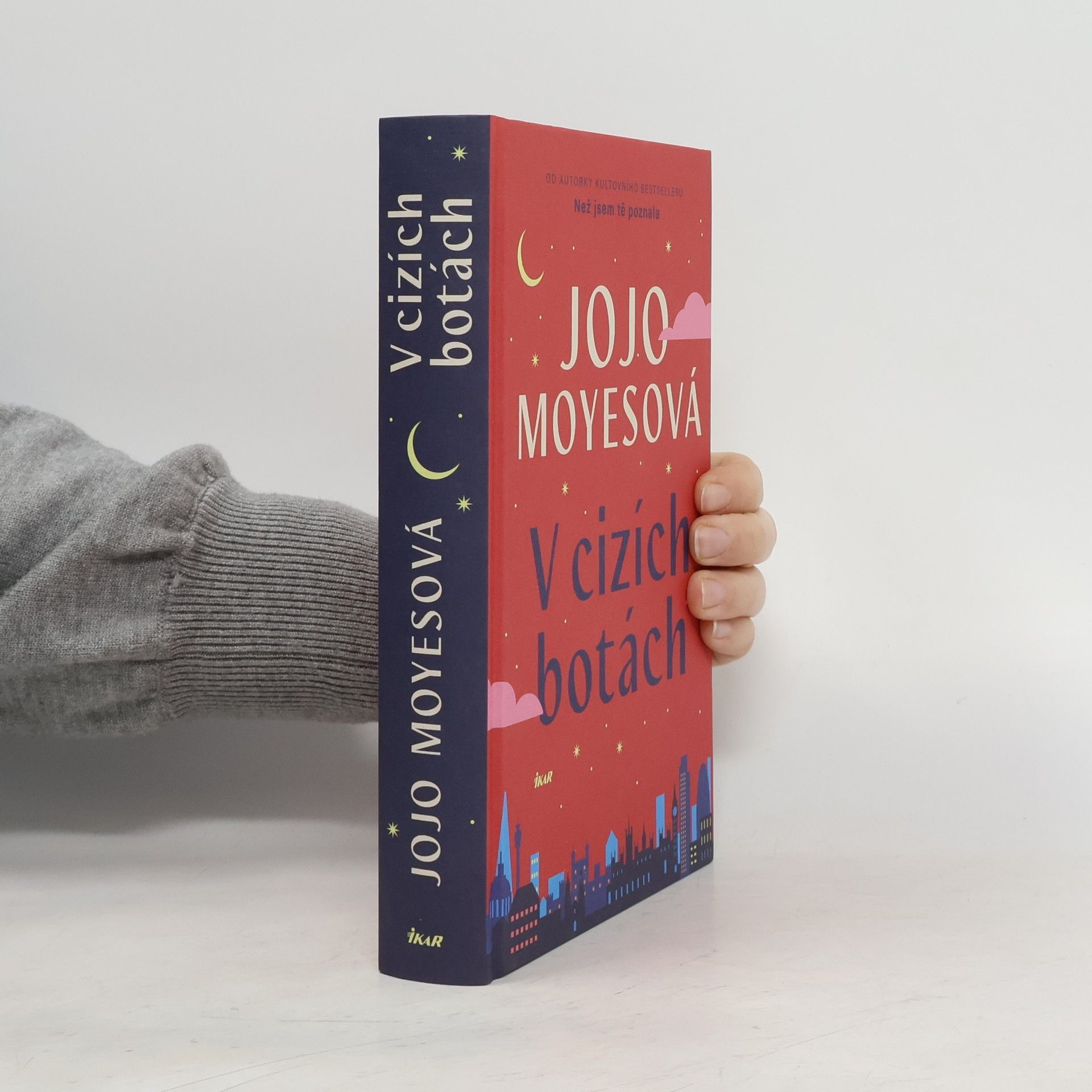 Jojo Moyes V cizích botách