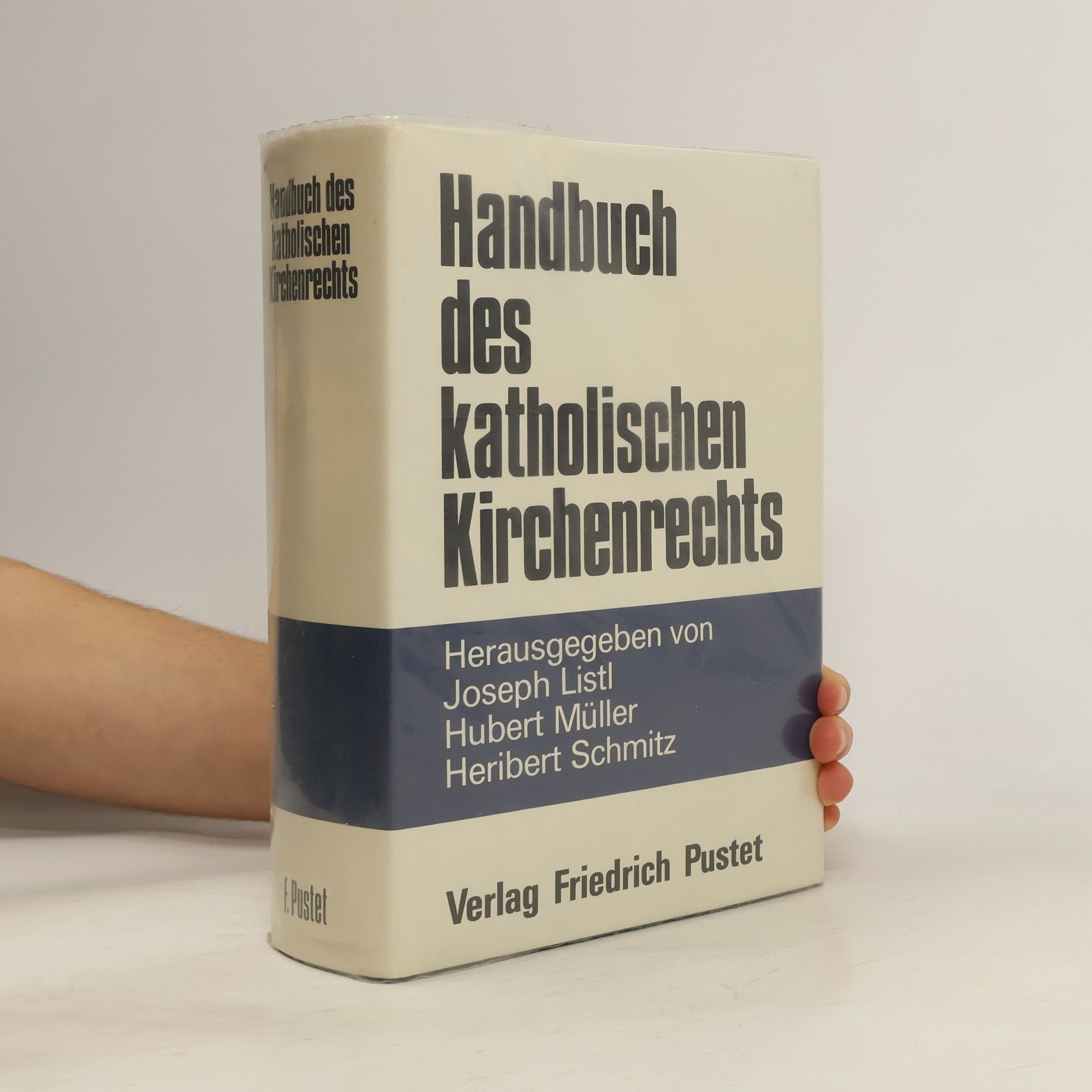 Handbuch des katholischen Kirchenrechts