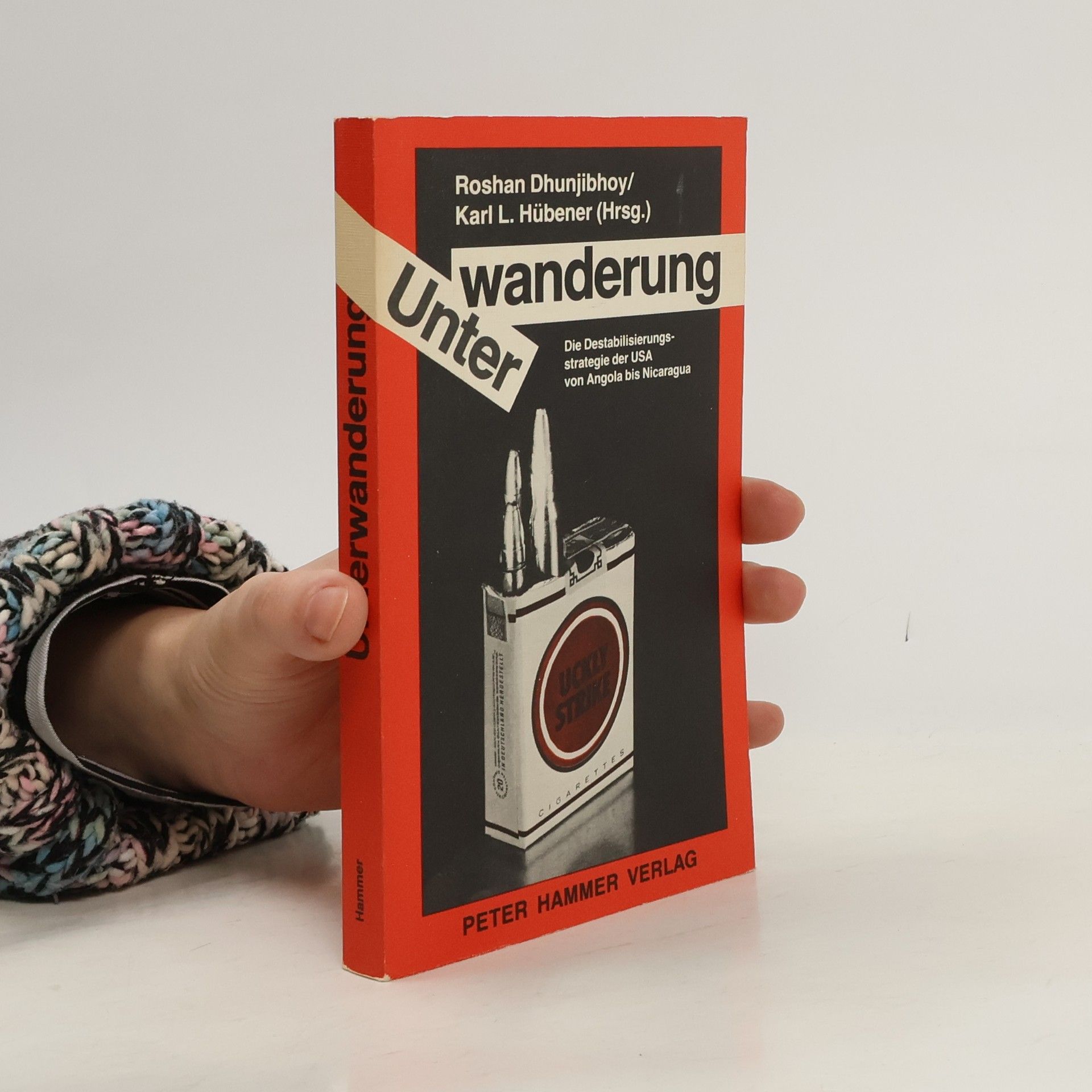 Roshan Dhunjibhoy Unterwanderung