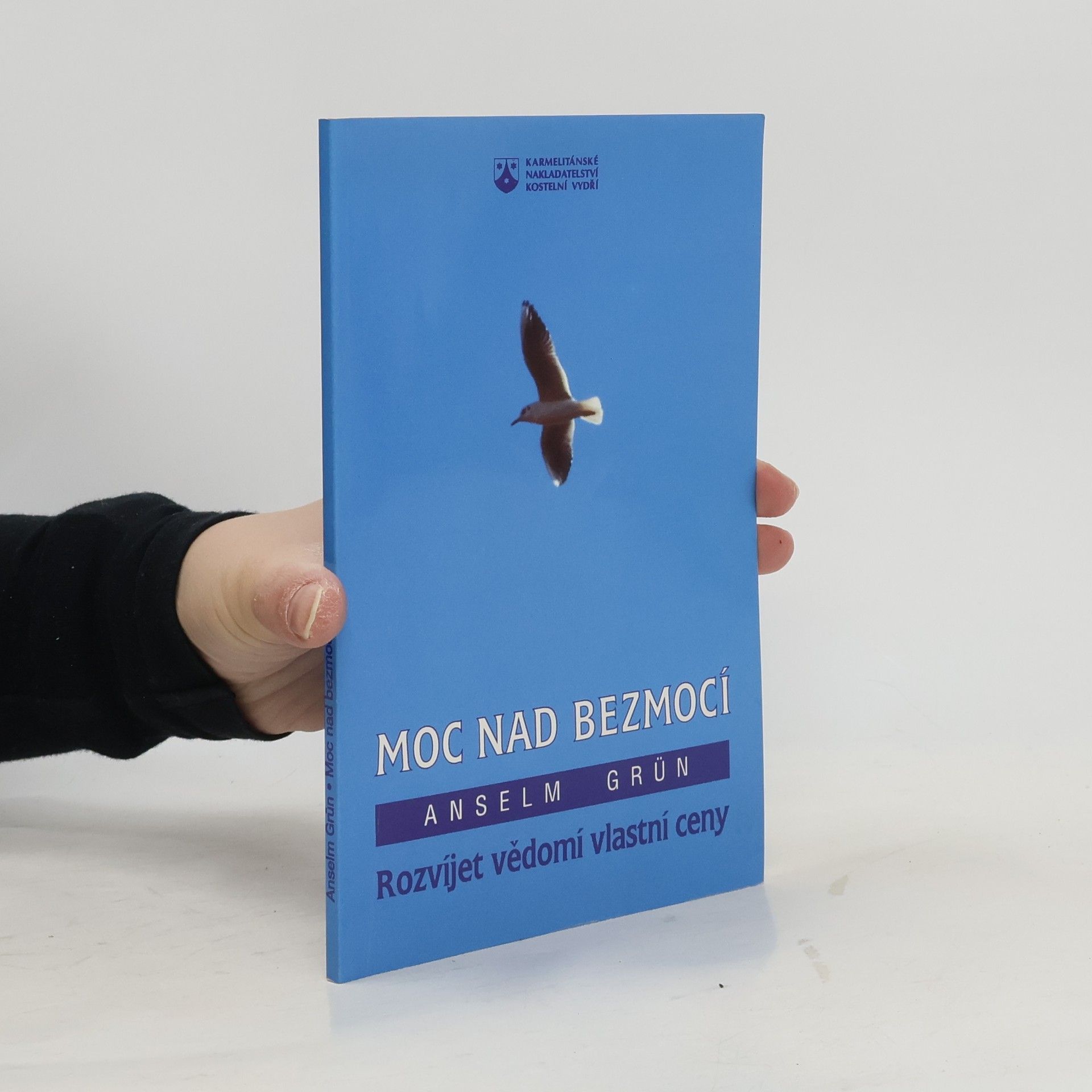 Moc nad bezmocí
