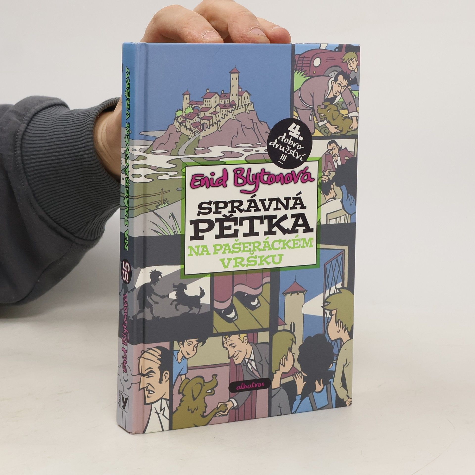 Enid Blyton Správná pětka. Na Pašeráckém vršku