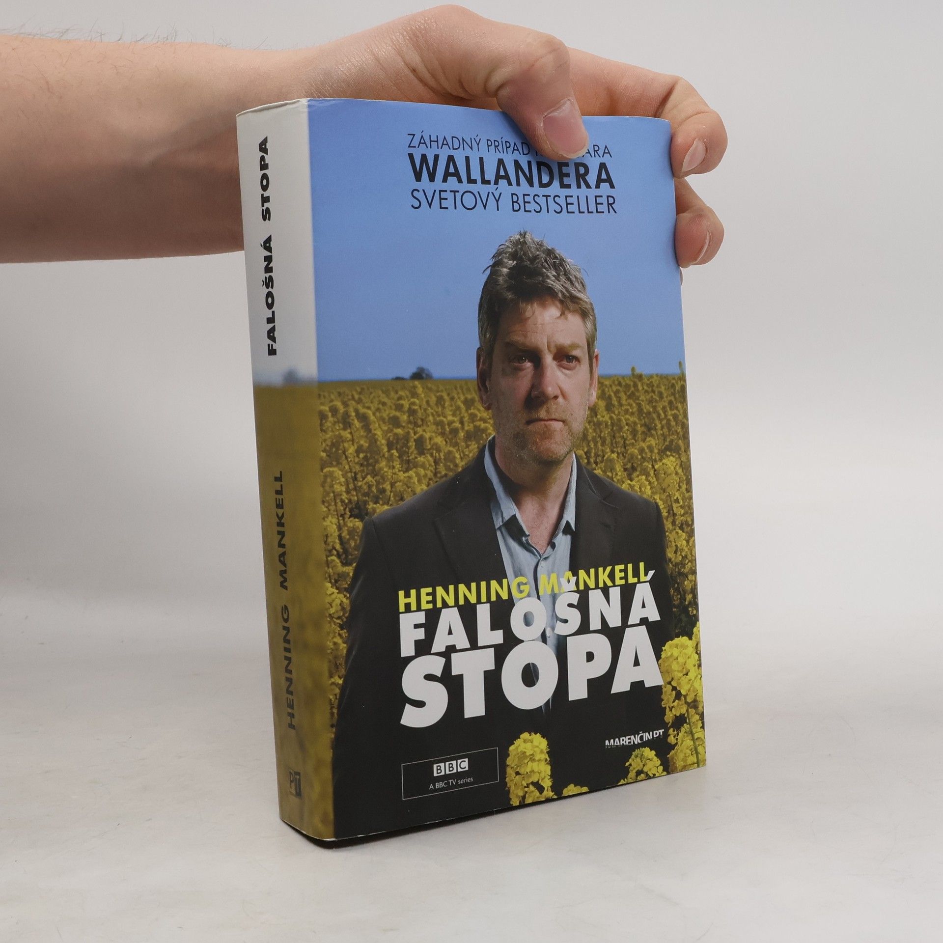 Henning Mankell Falošná stopa