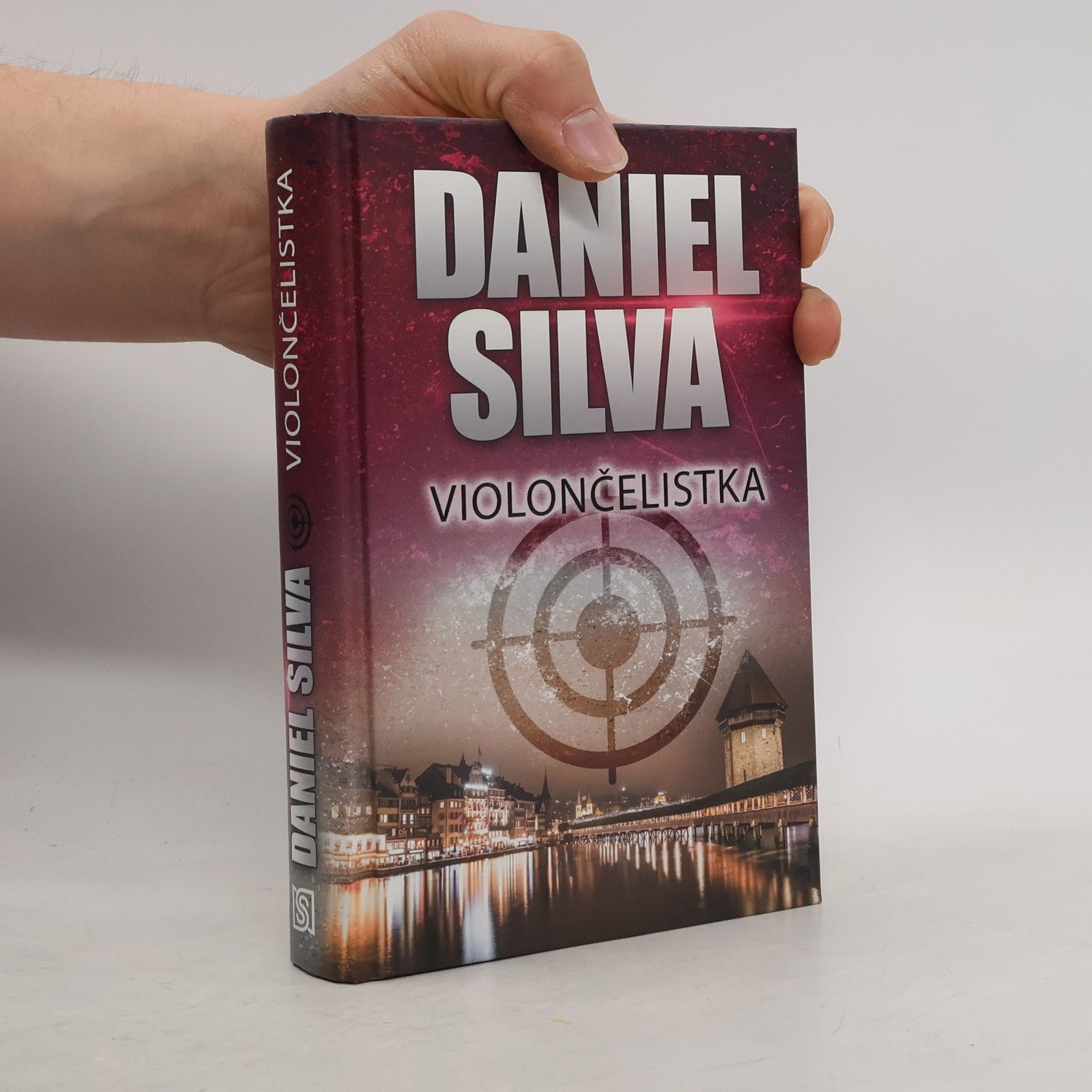 Daniel Silva Violončelistka