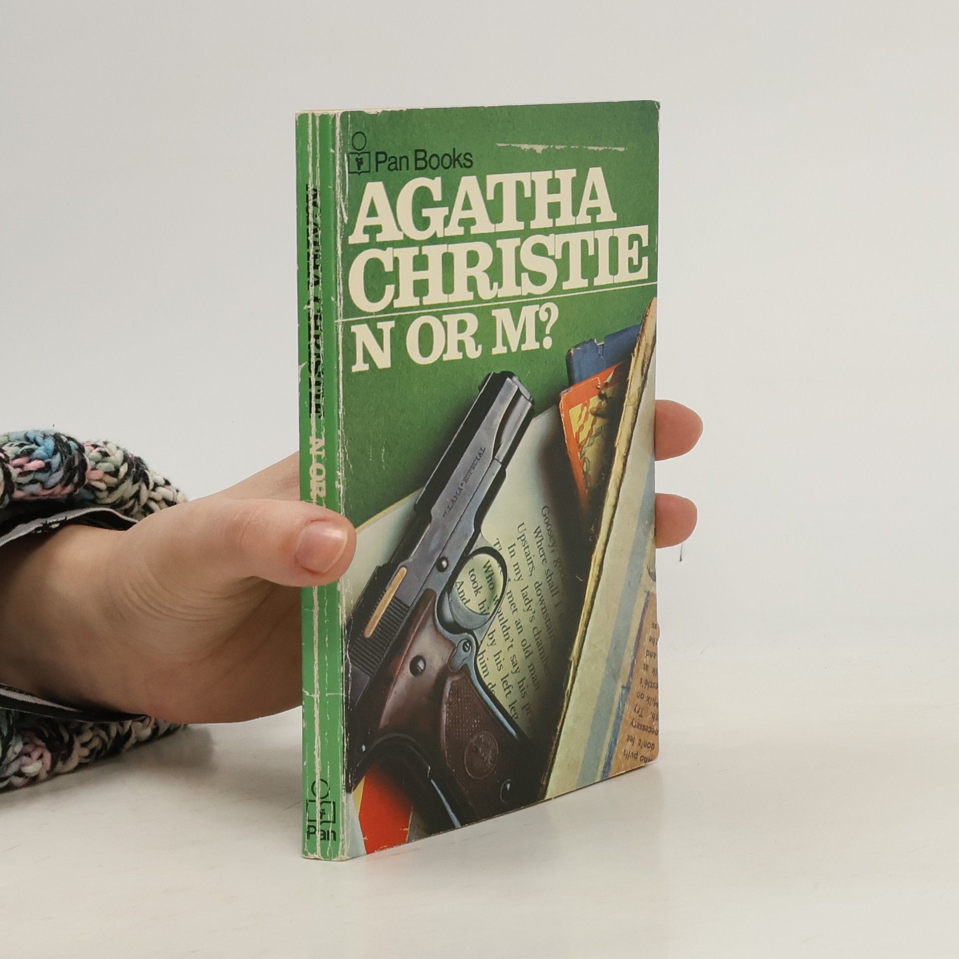 Agatha Christie N or M?