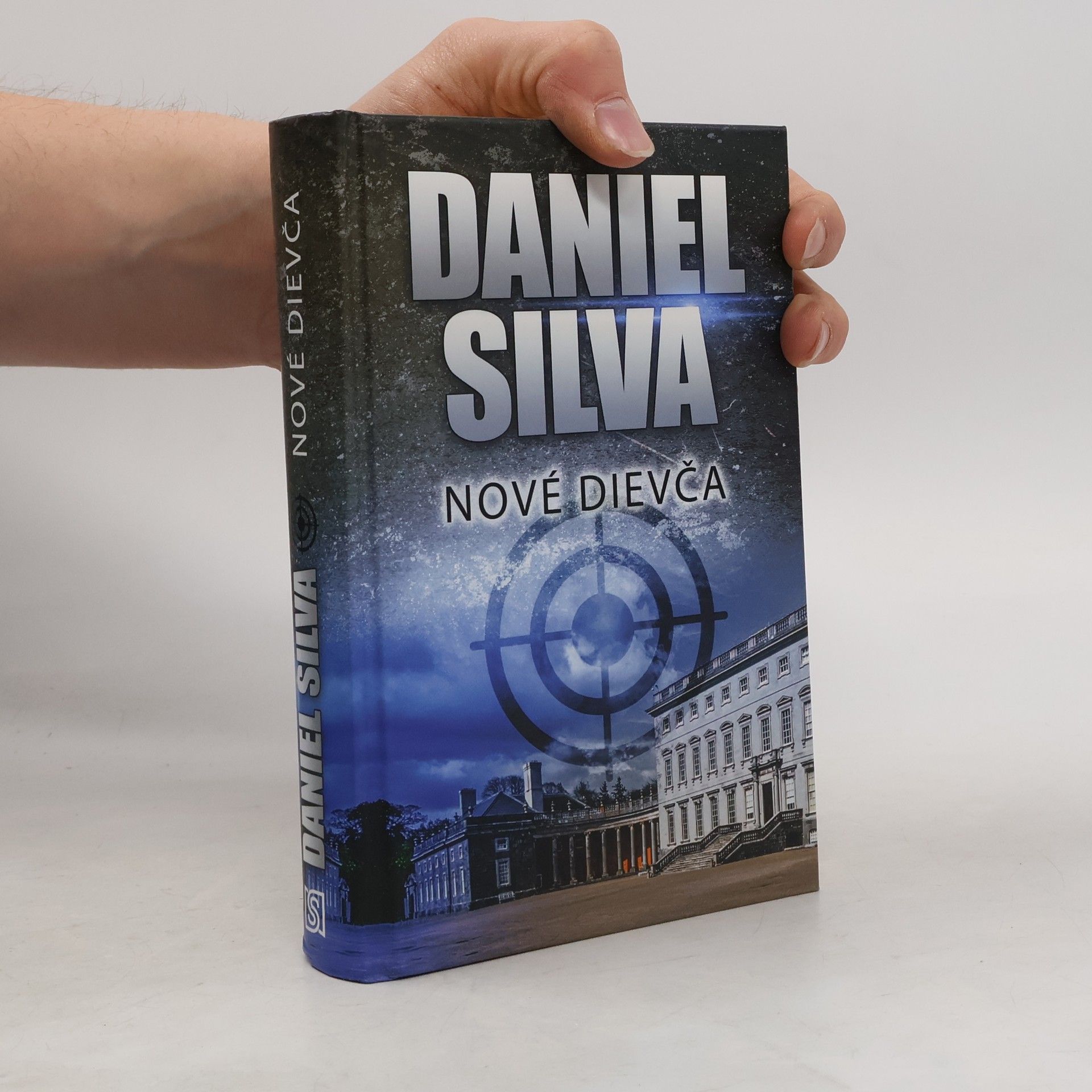 Daniel Silva Nové dievča