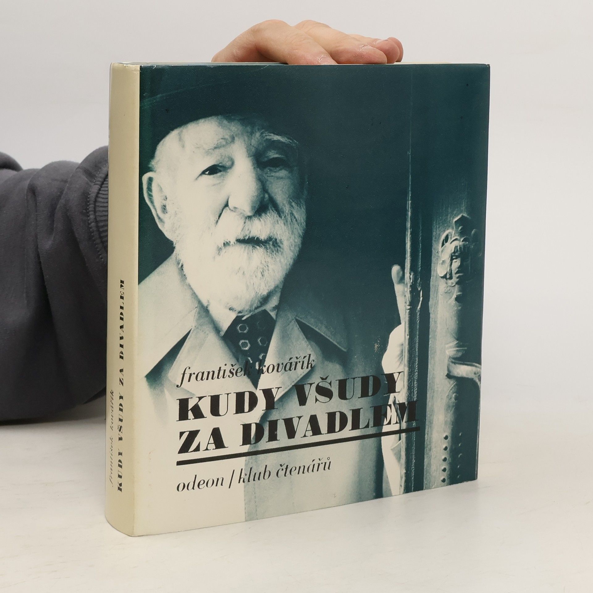 František Kovařík Kudy všudy za divadlem