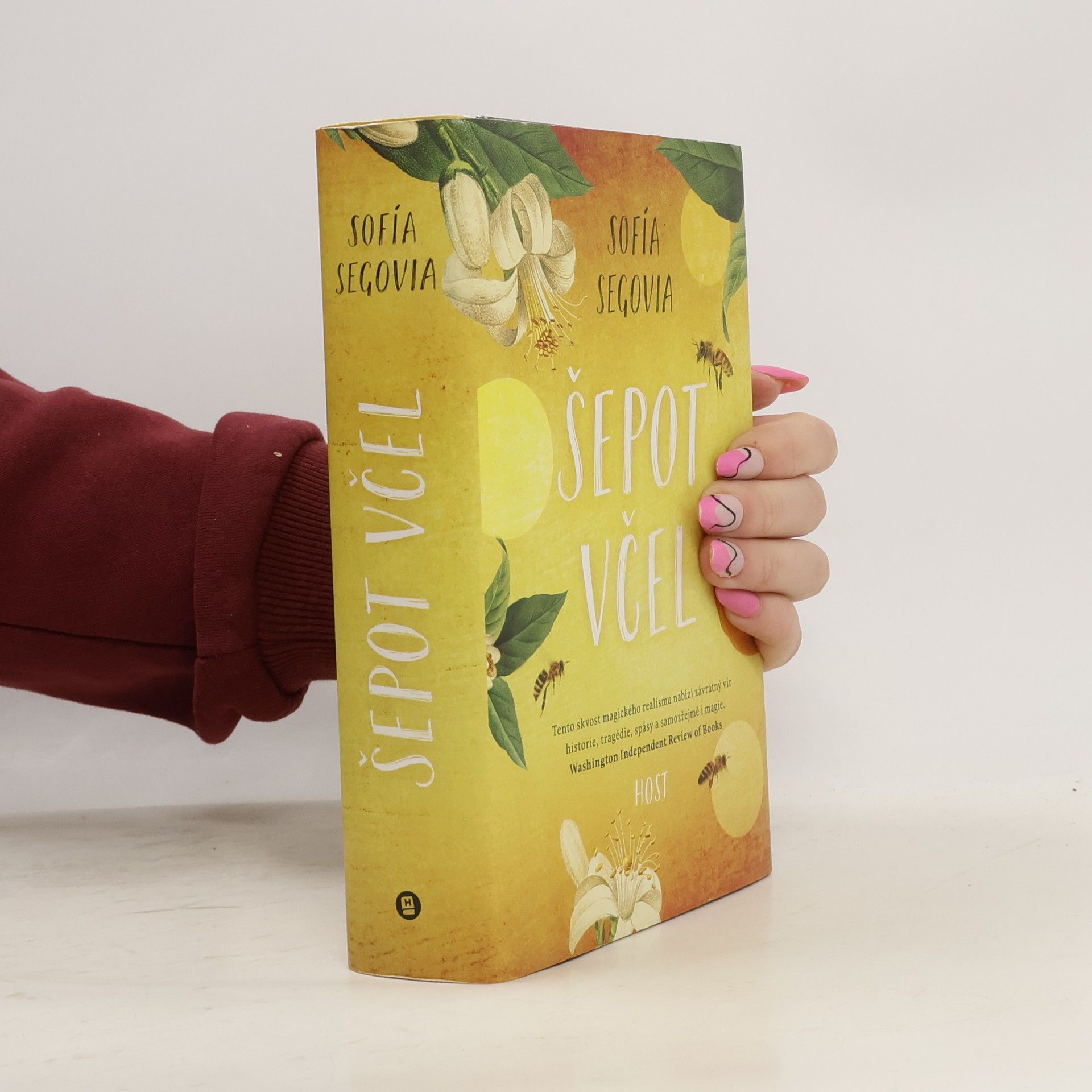 Sofía Segovia Šepot včel