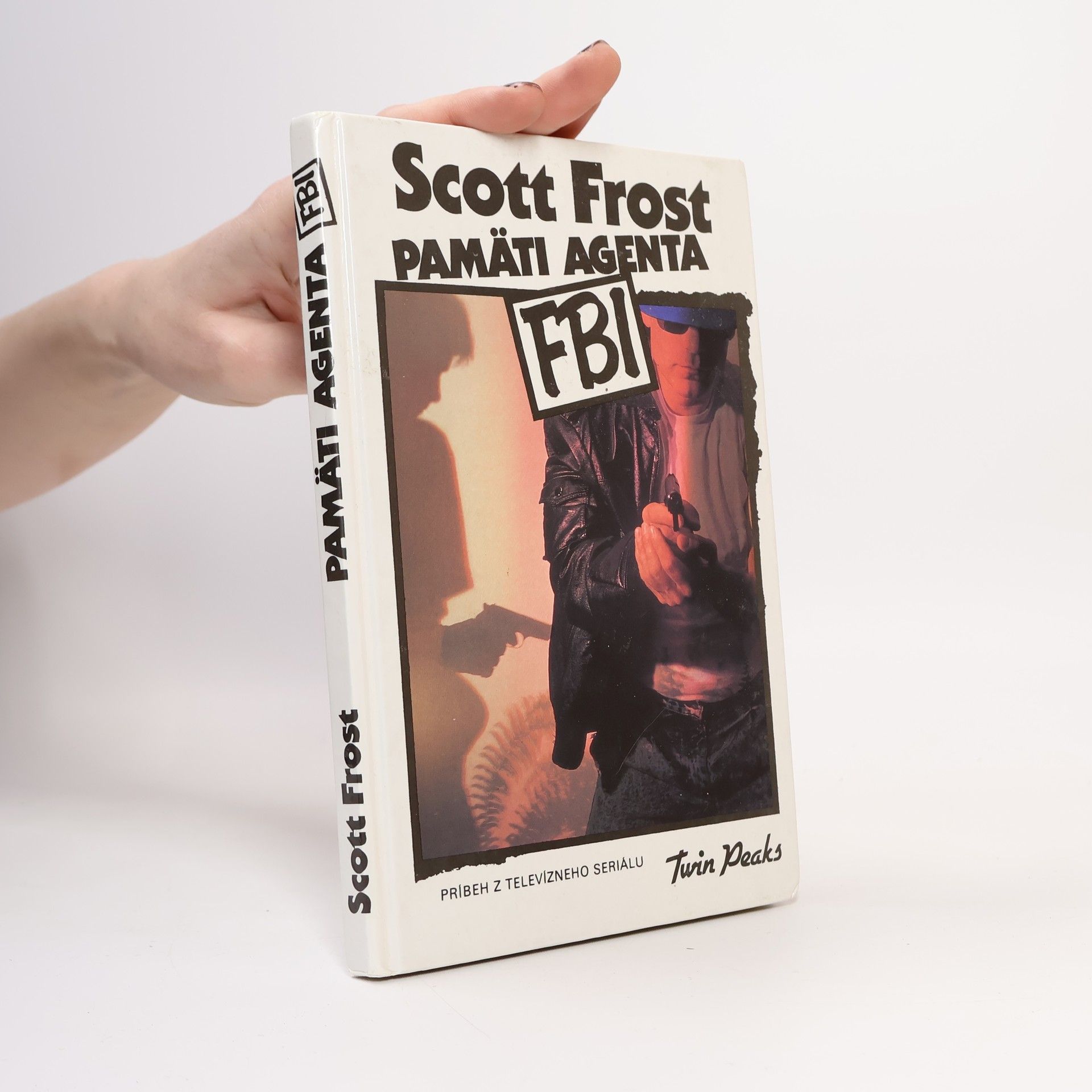 Scott Frost Pamäti agenta FBI