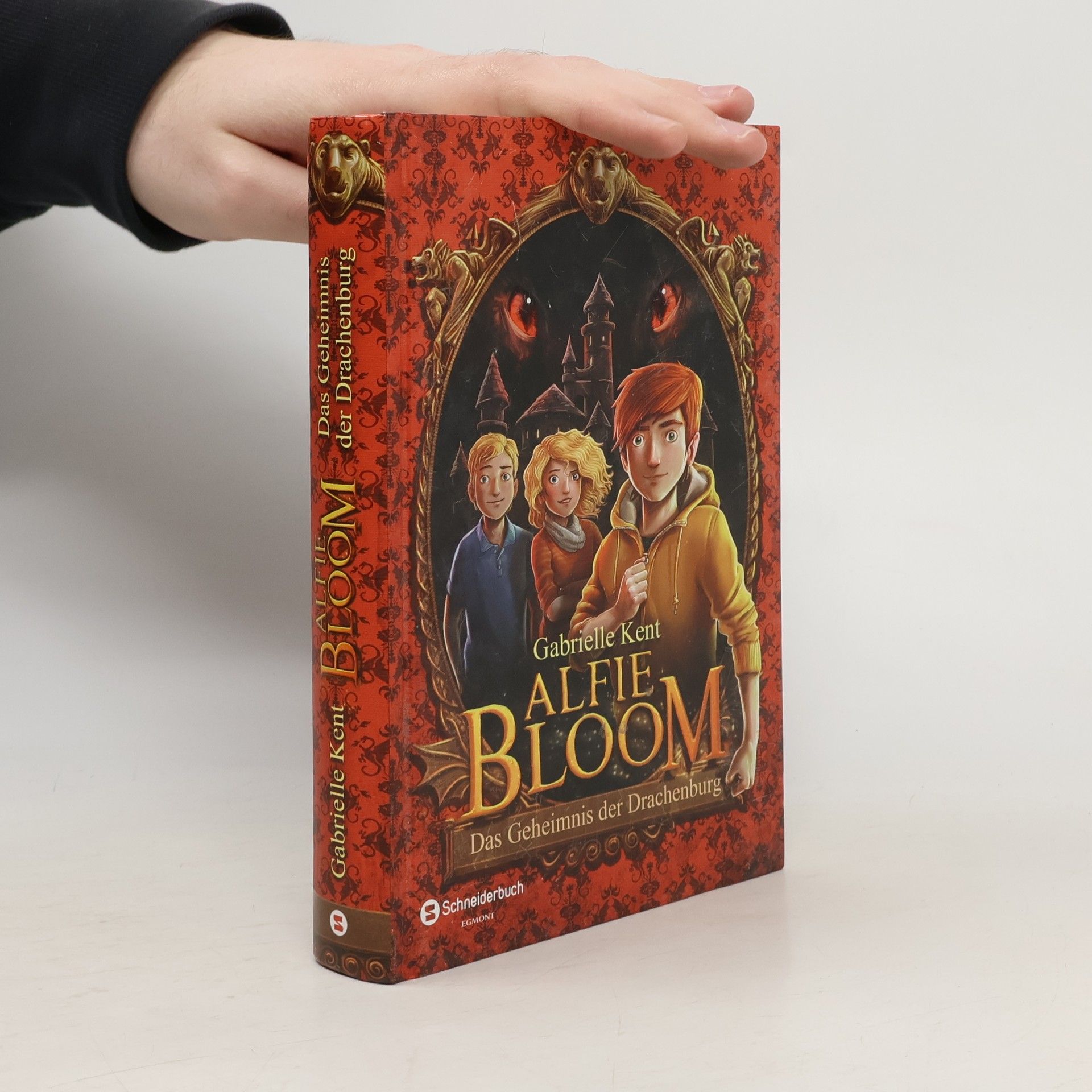 Gabrielle Kent Alfie Bloom