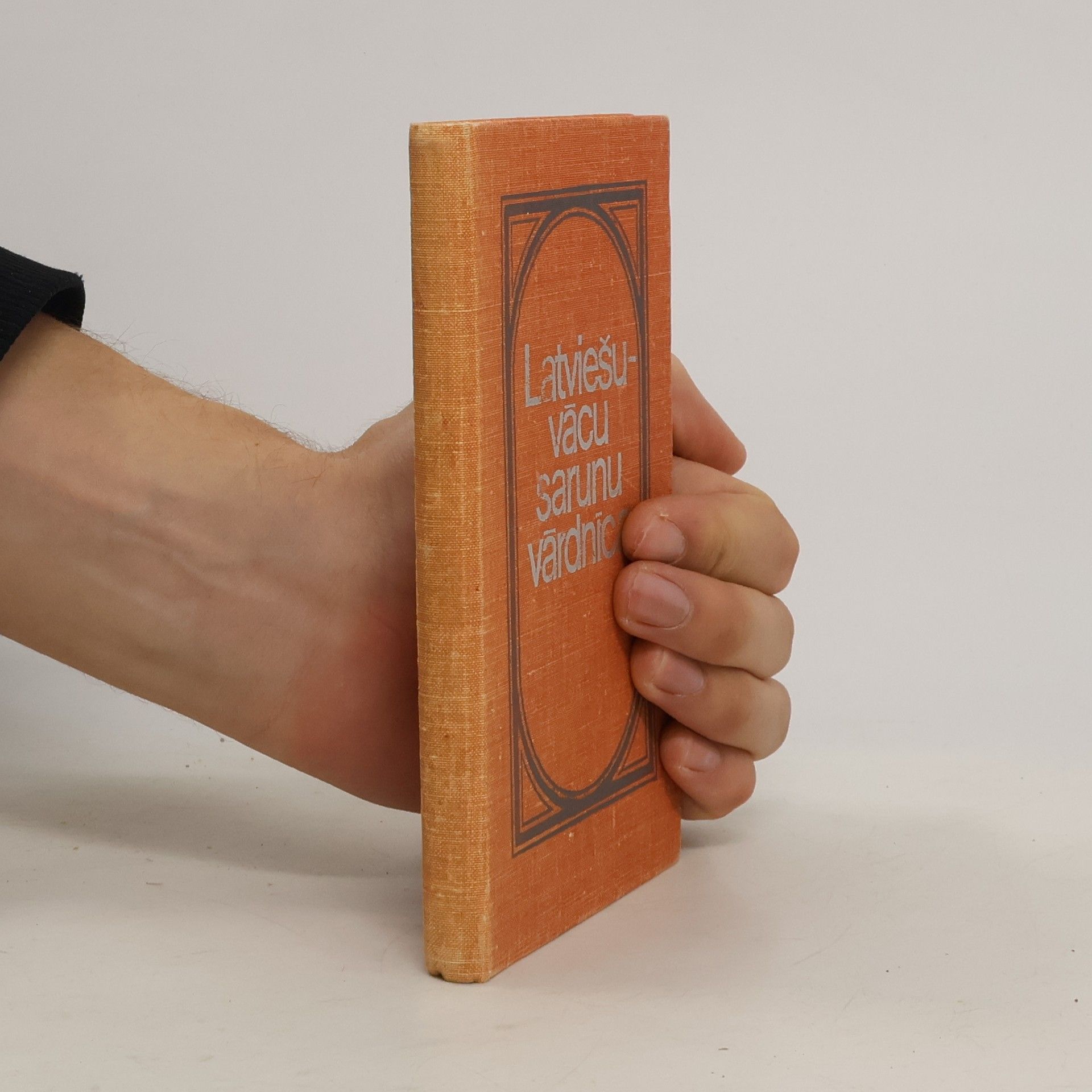 Karina Sējēja Latviešu-vācu sarunu vārdnīca