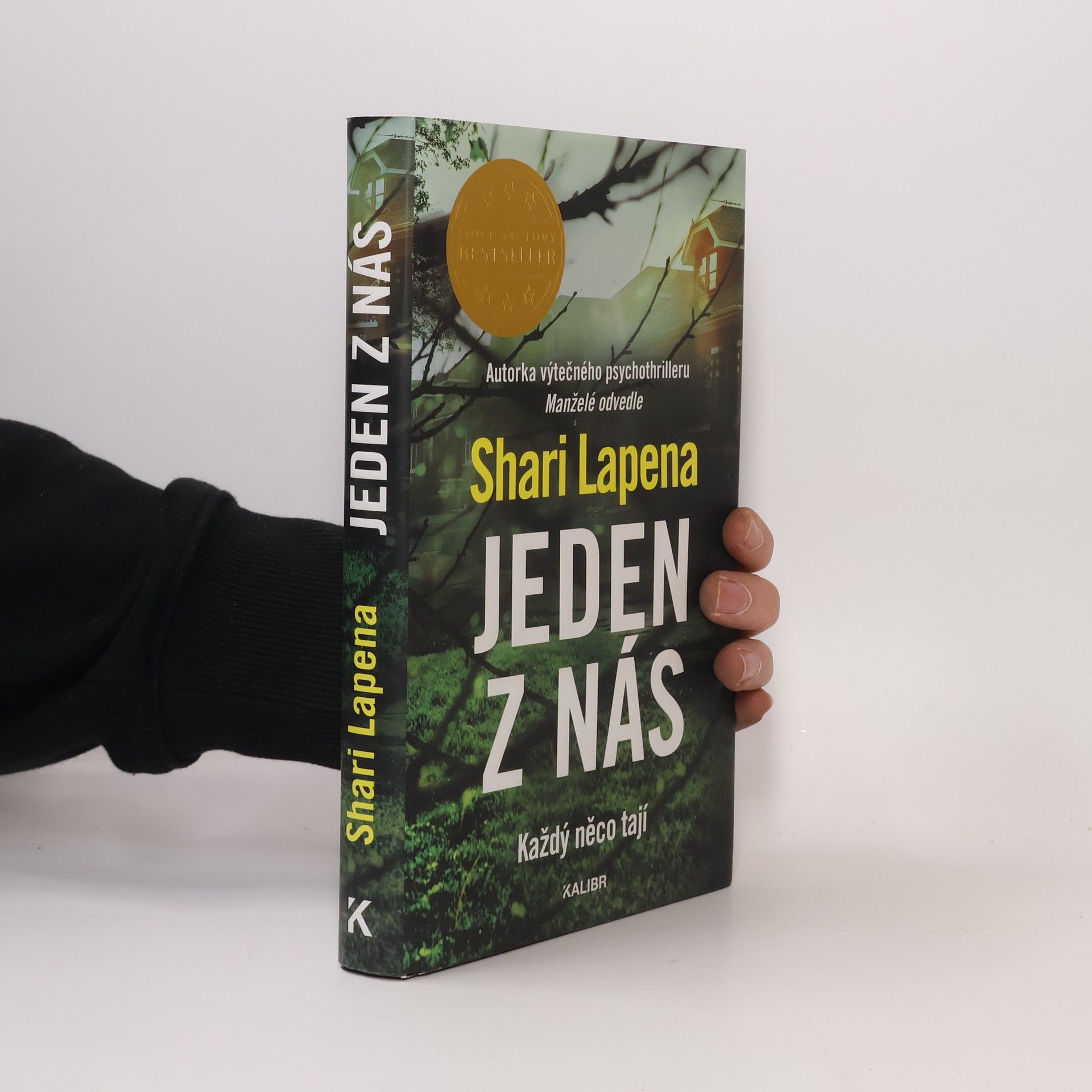 Shari Lapena Jeden z nás