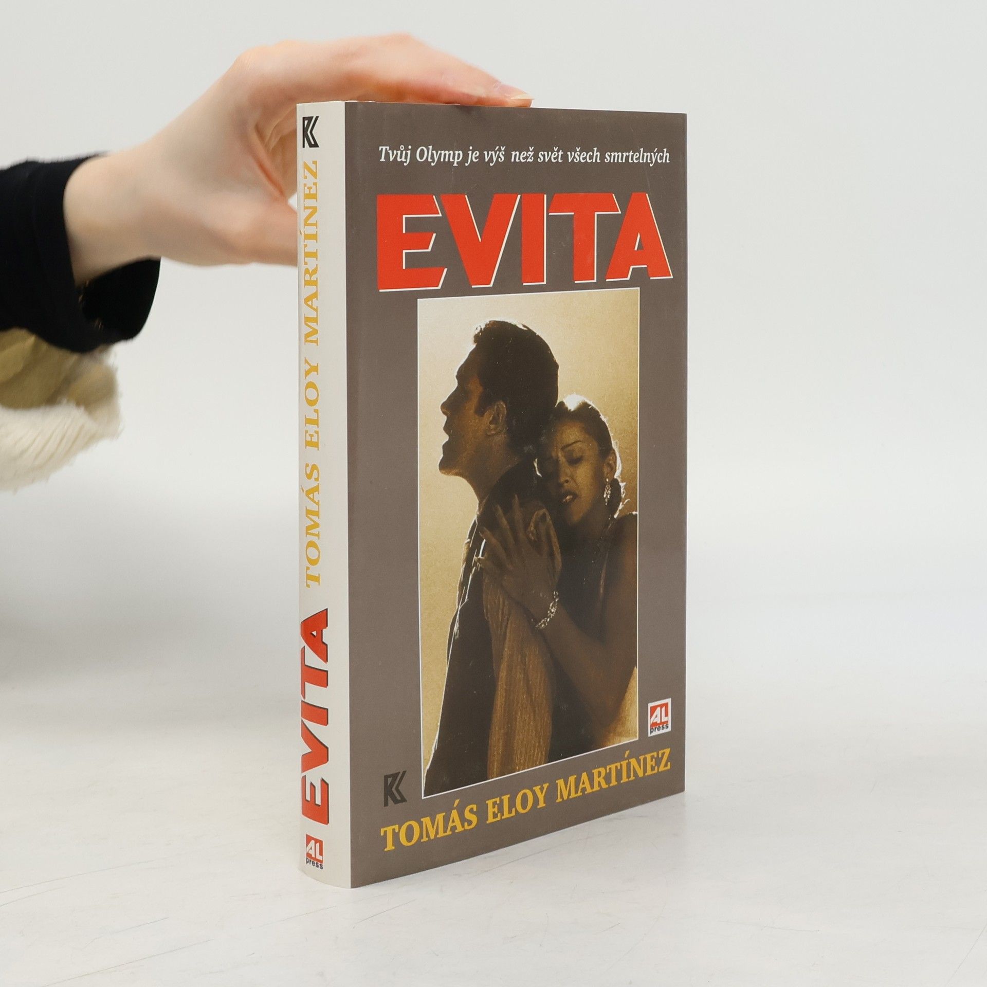 Tomás Eloy Martínez Evita