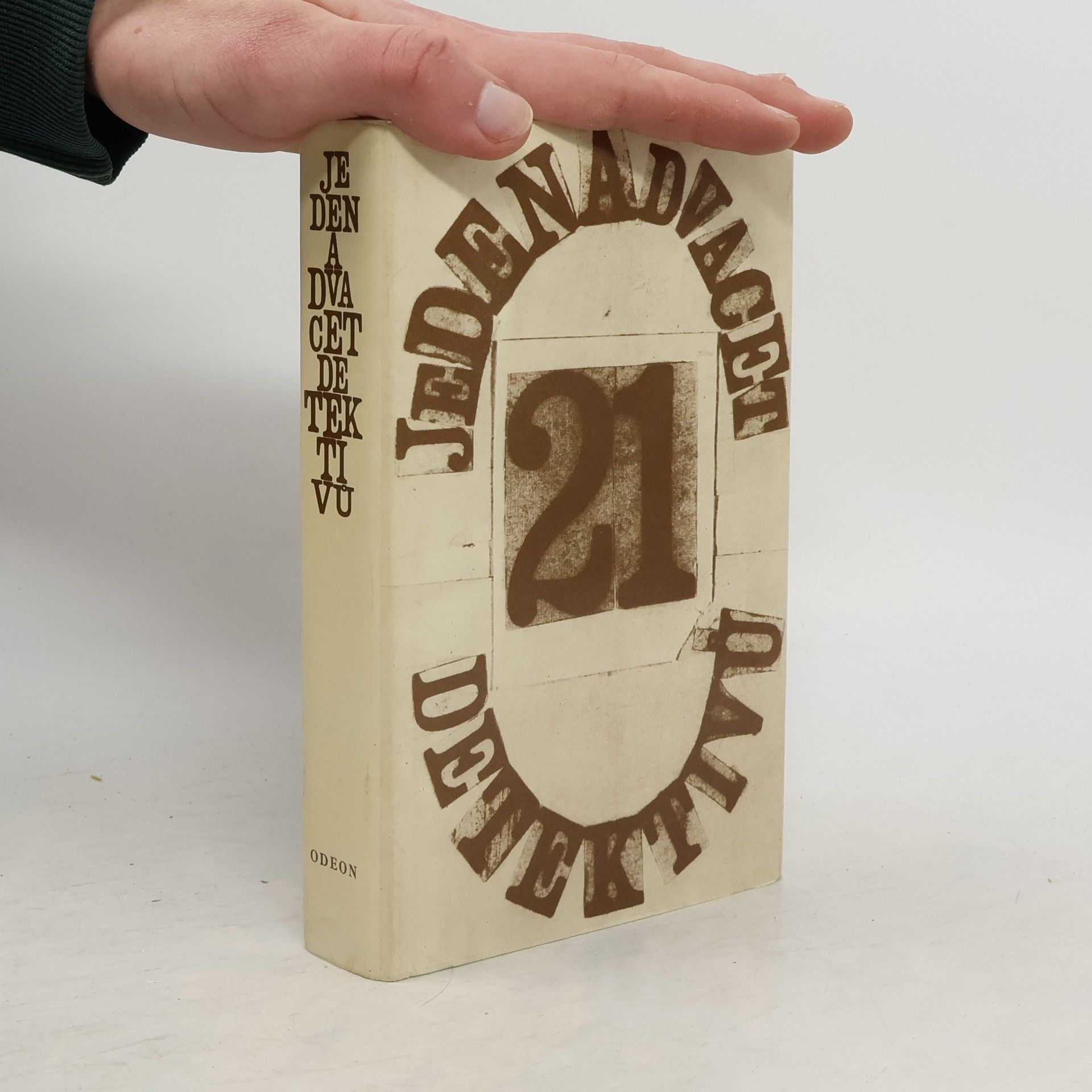 Dean R. Koontz Jednadvacet detektivů