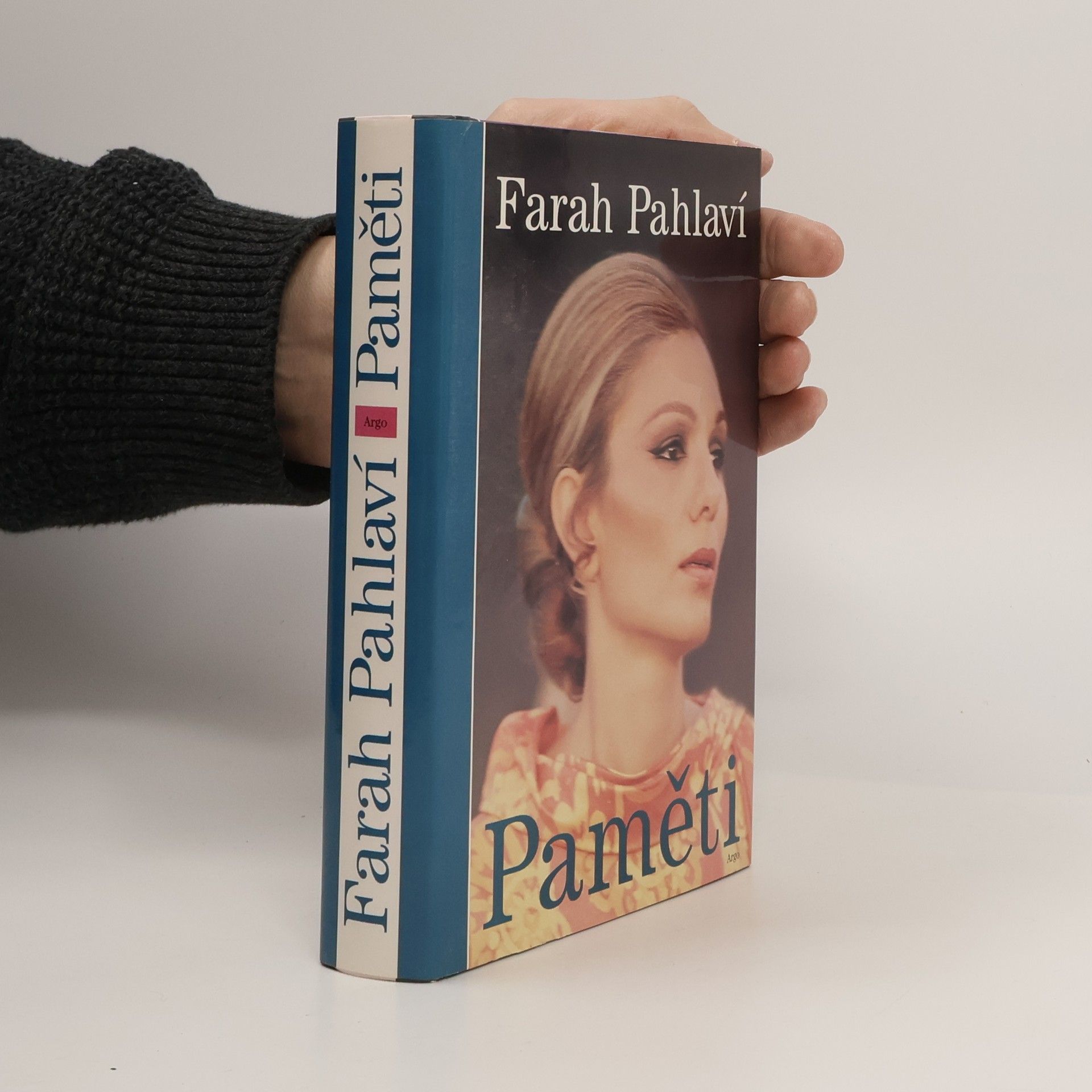 Farah Pahlavi Paměti