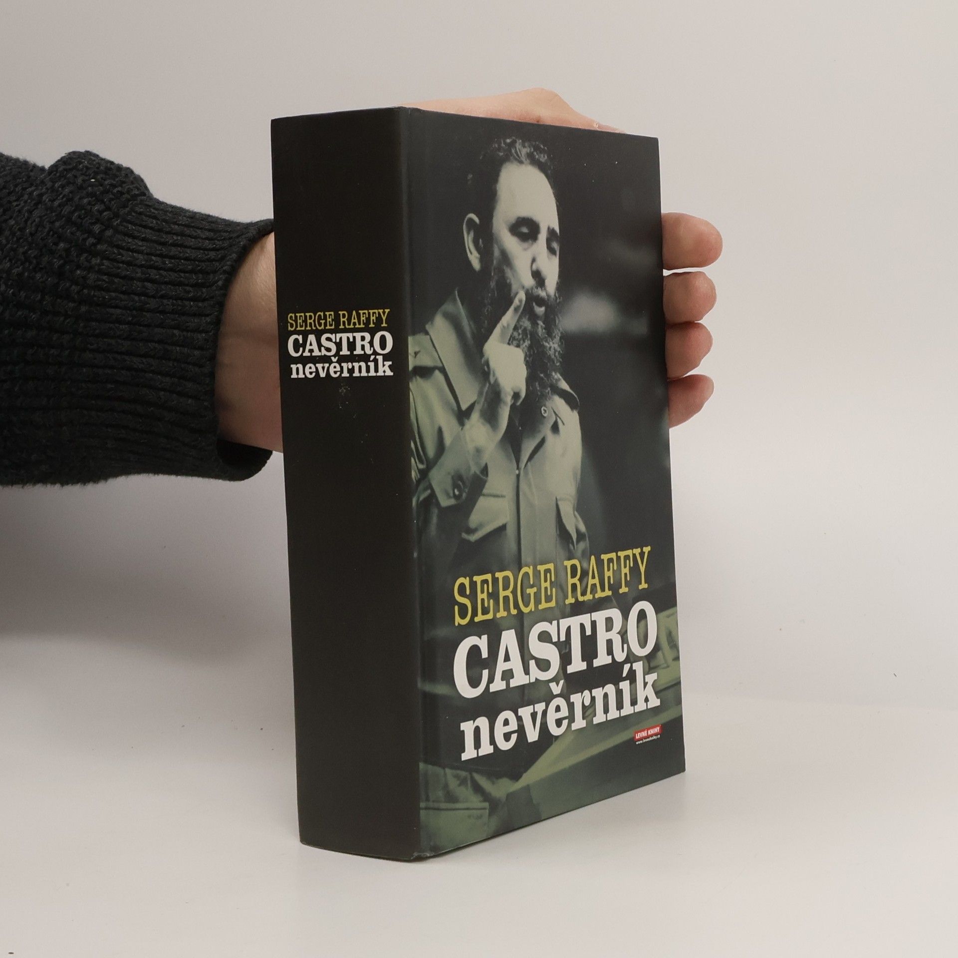 Serge Raffy Castro nevěrník