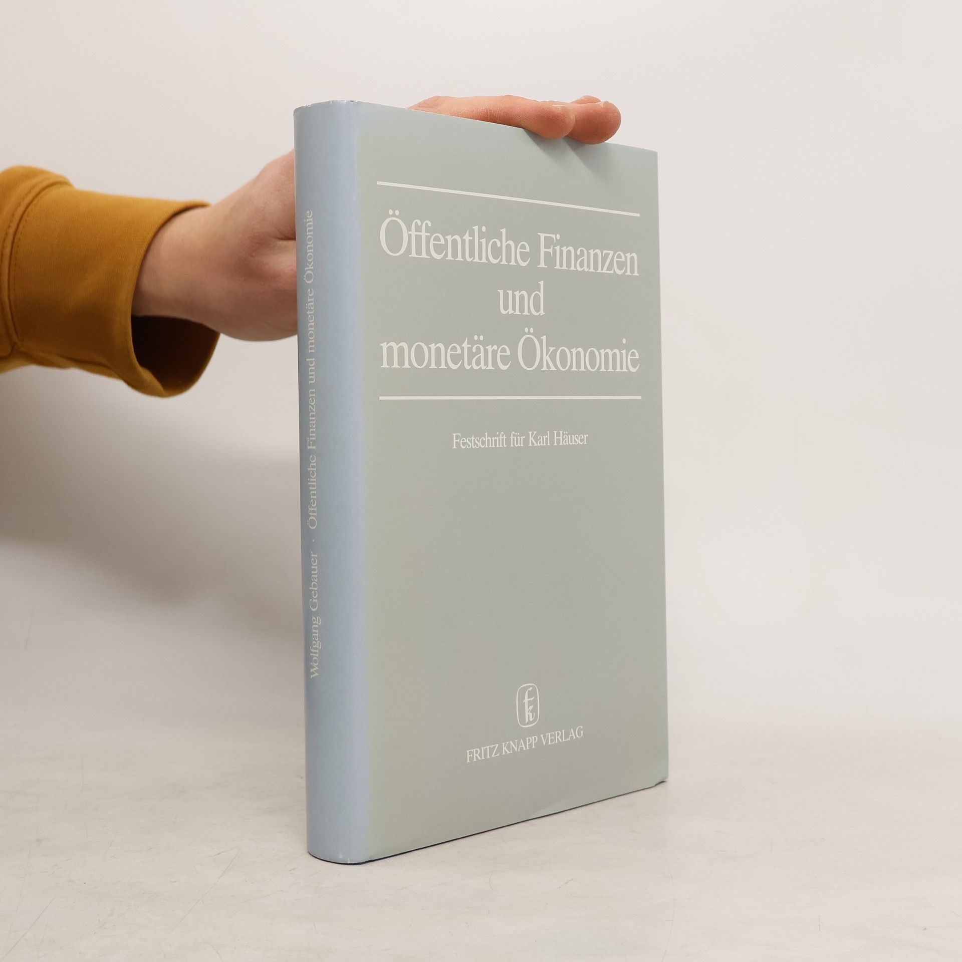 Öffentliche Finanzen und monetäre Ökonomie