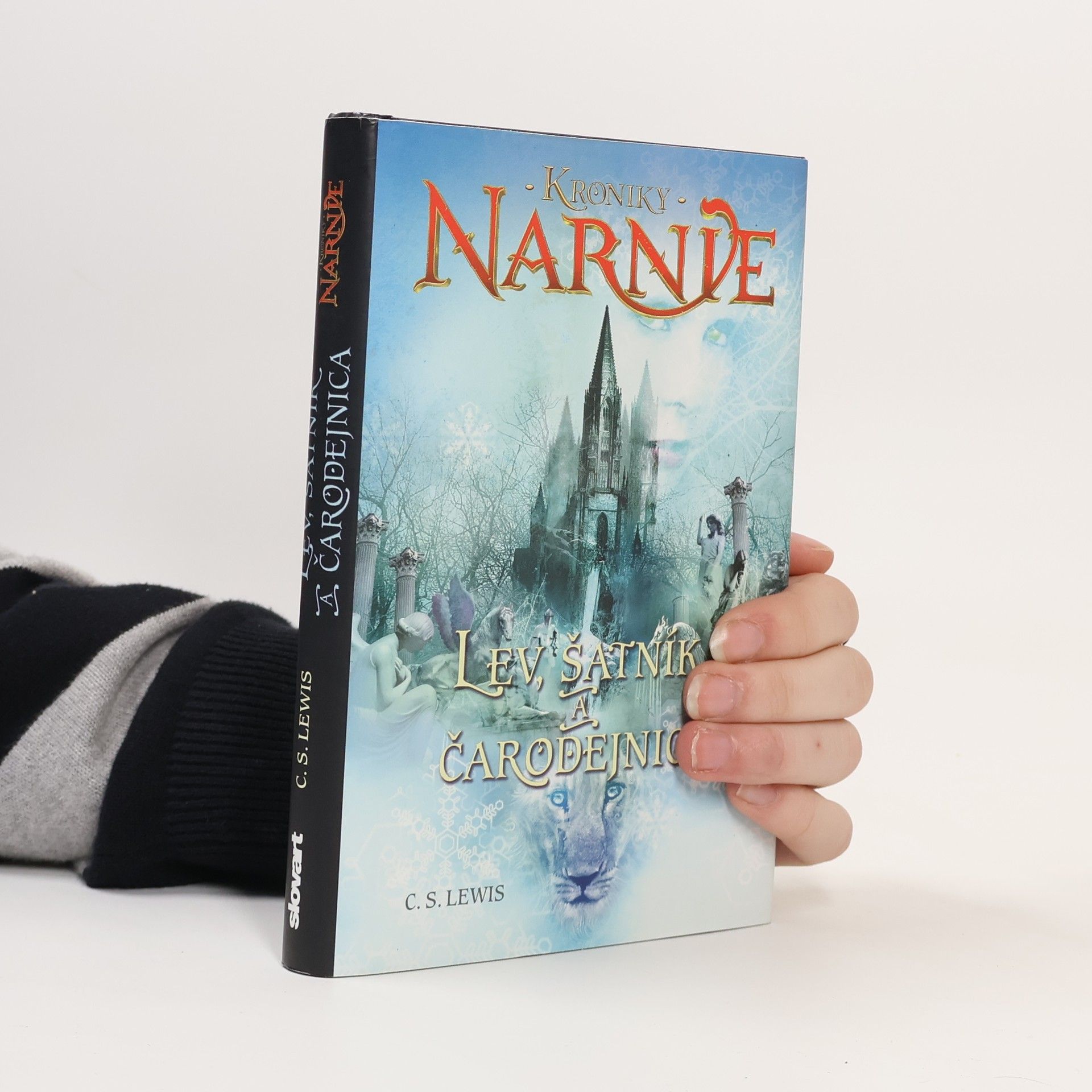 Clive Staples Lewis Lev, šatník a čarodejnica