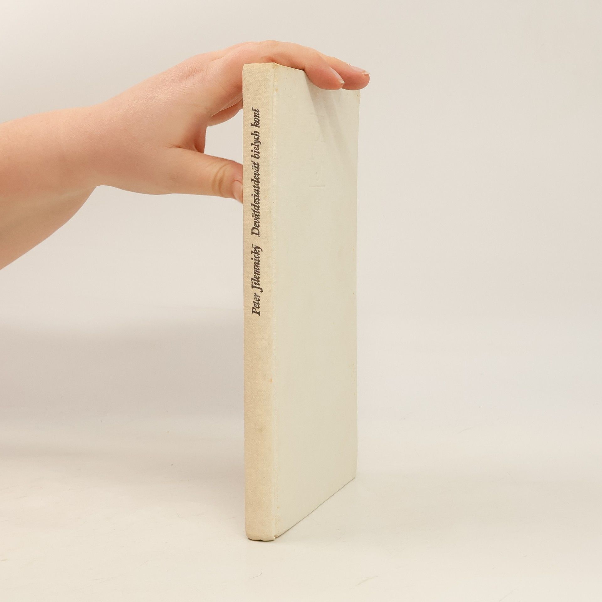 Peter Jilemnický Deväťdesiatdeväť bielych koní