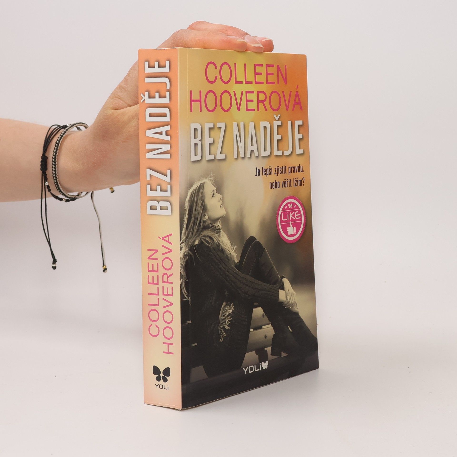 Colleen Hoover Bez naděje