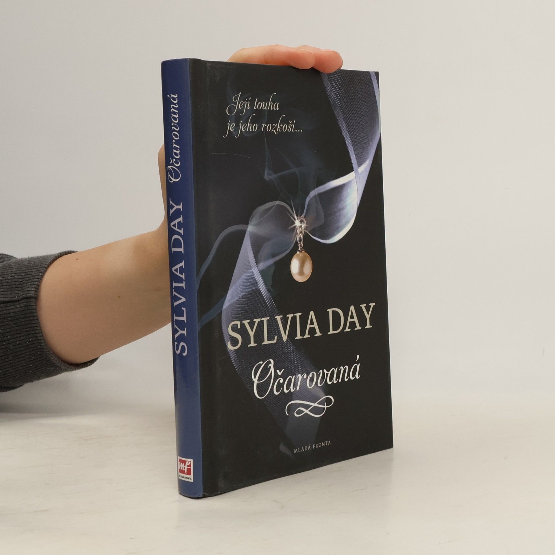 Sylvia Day Očarovaná