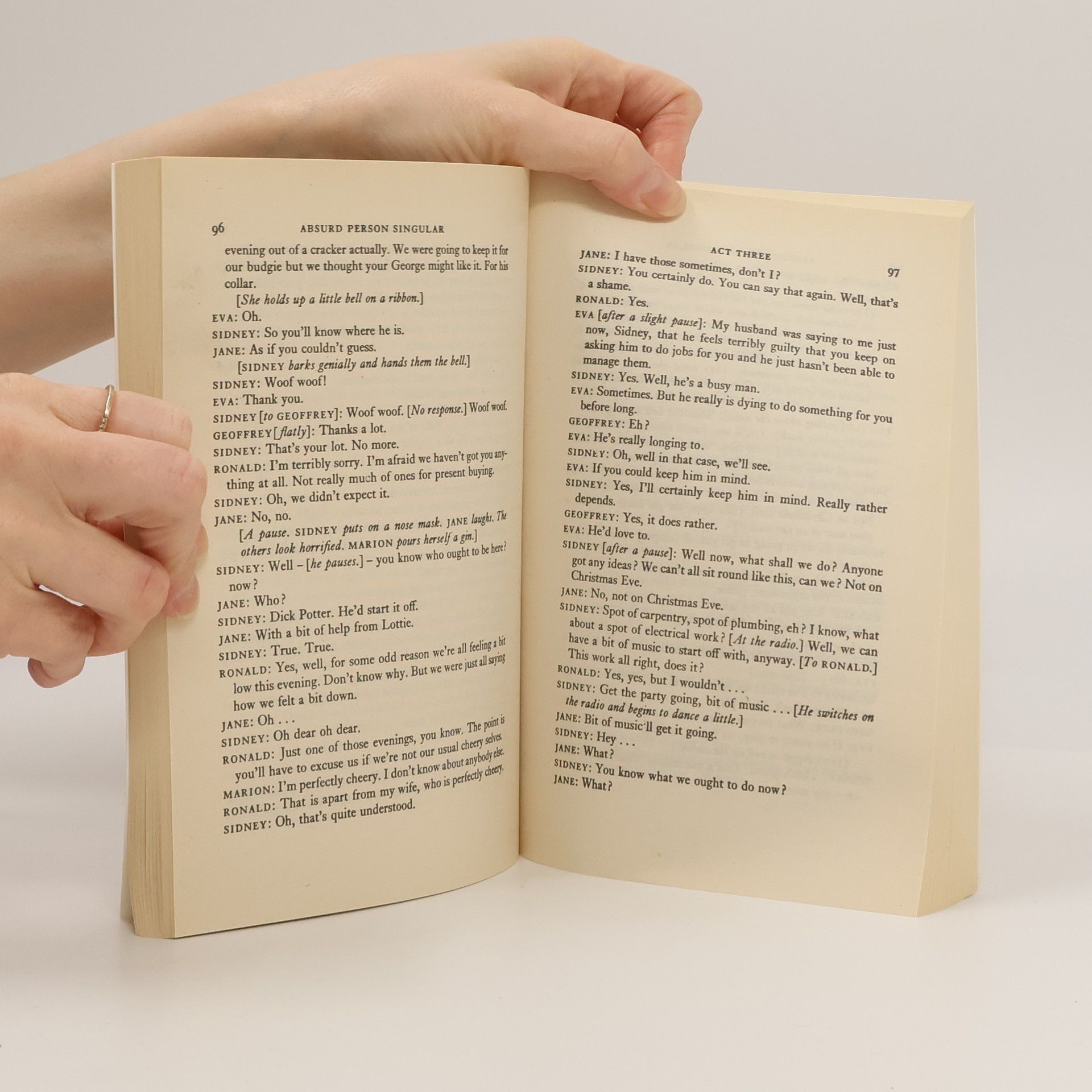 Alan Ayckbourn Penguin Plays. Three Plays