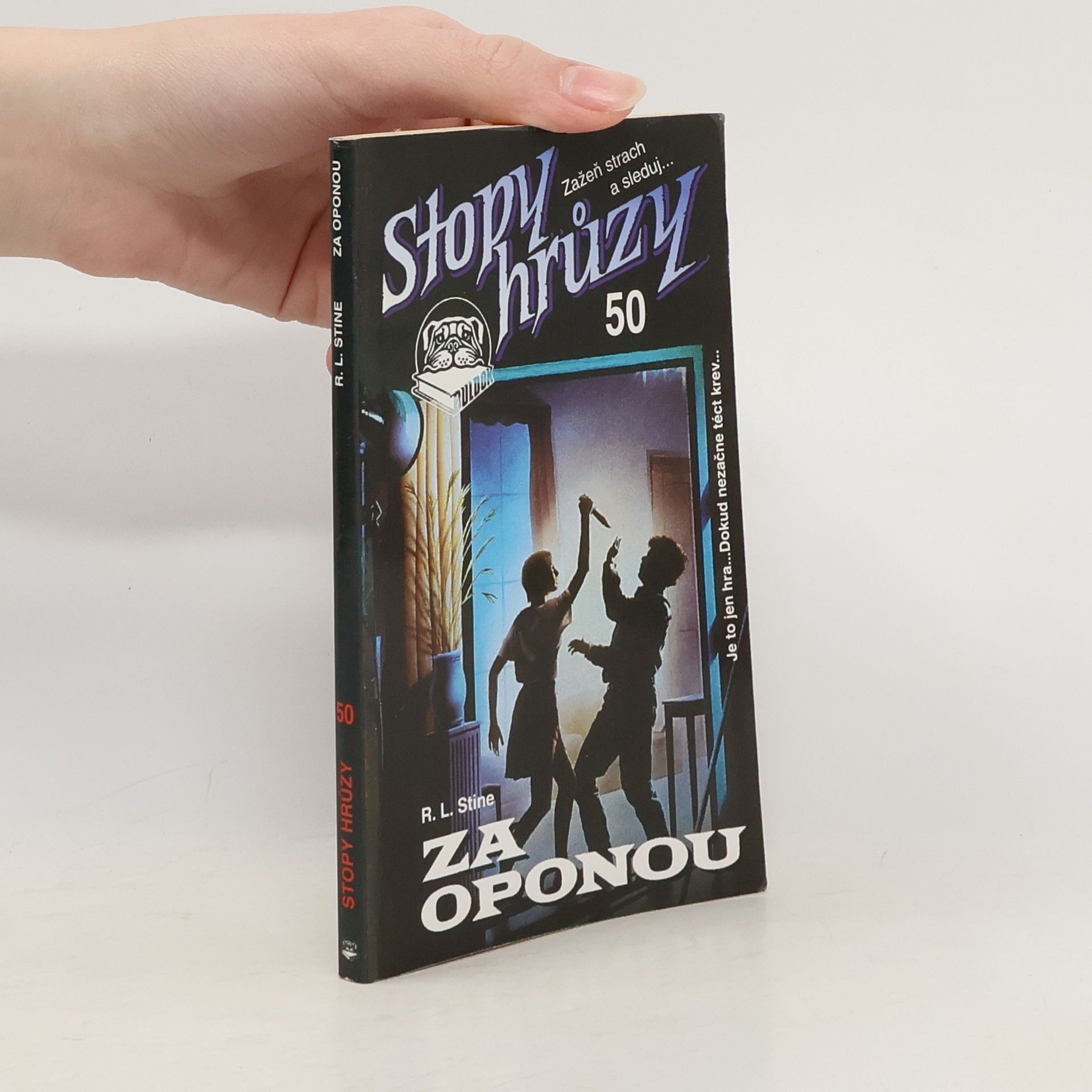 Stopy hrůzy 50: Za oponou