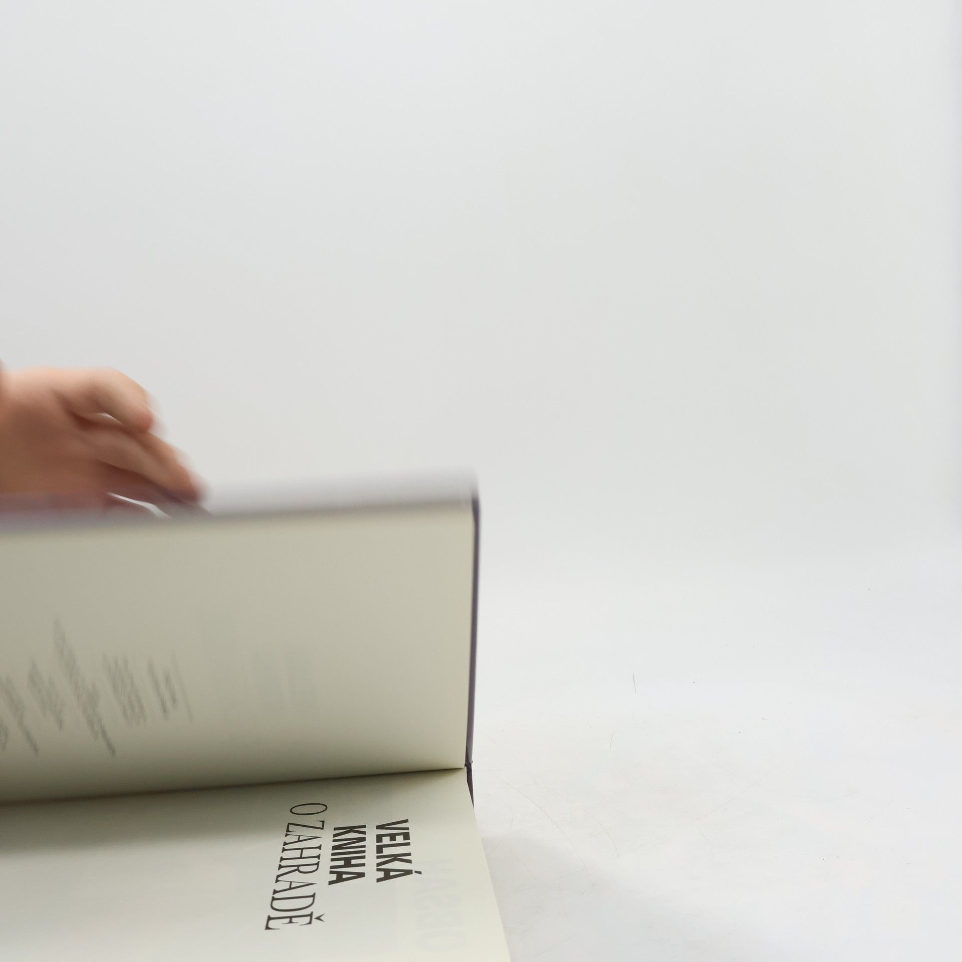 Miroslav Hrdina Velká kniha o zahradě