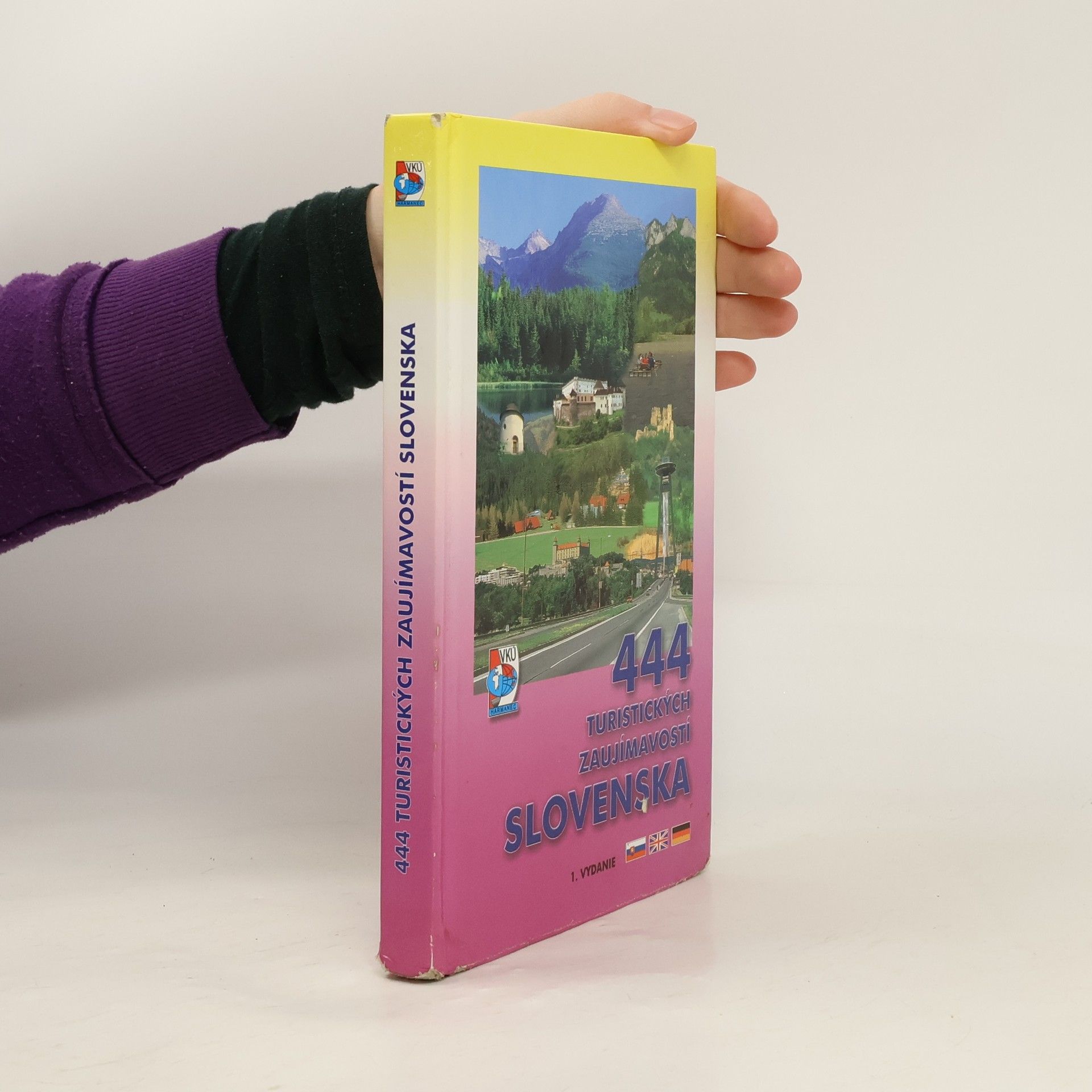 Marta Krivá 444 turistických zaujímavostí Slovenska