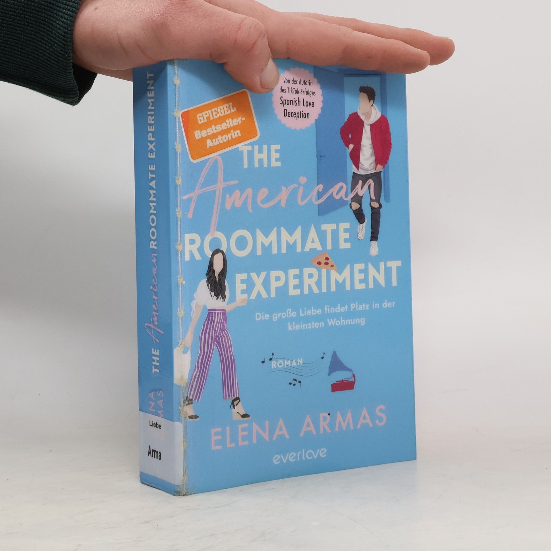 Elena Armas The American Roommate Experiment