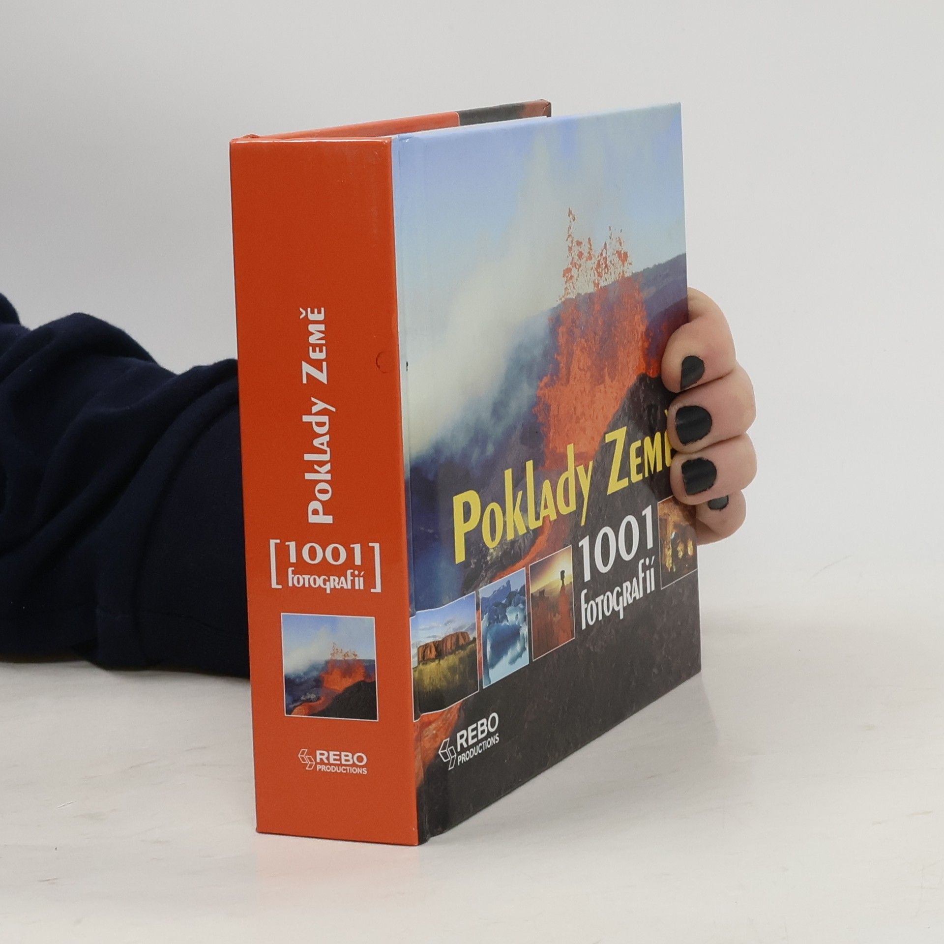 Claude Faber Poklady Země: 1001 fotografií