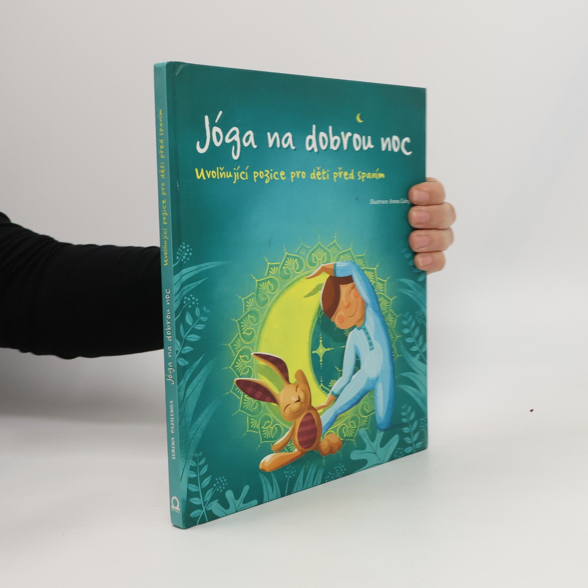 Lorena V. Pajalunga Jóga na dobrou noc