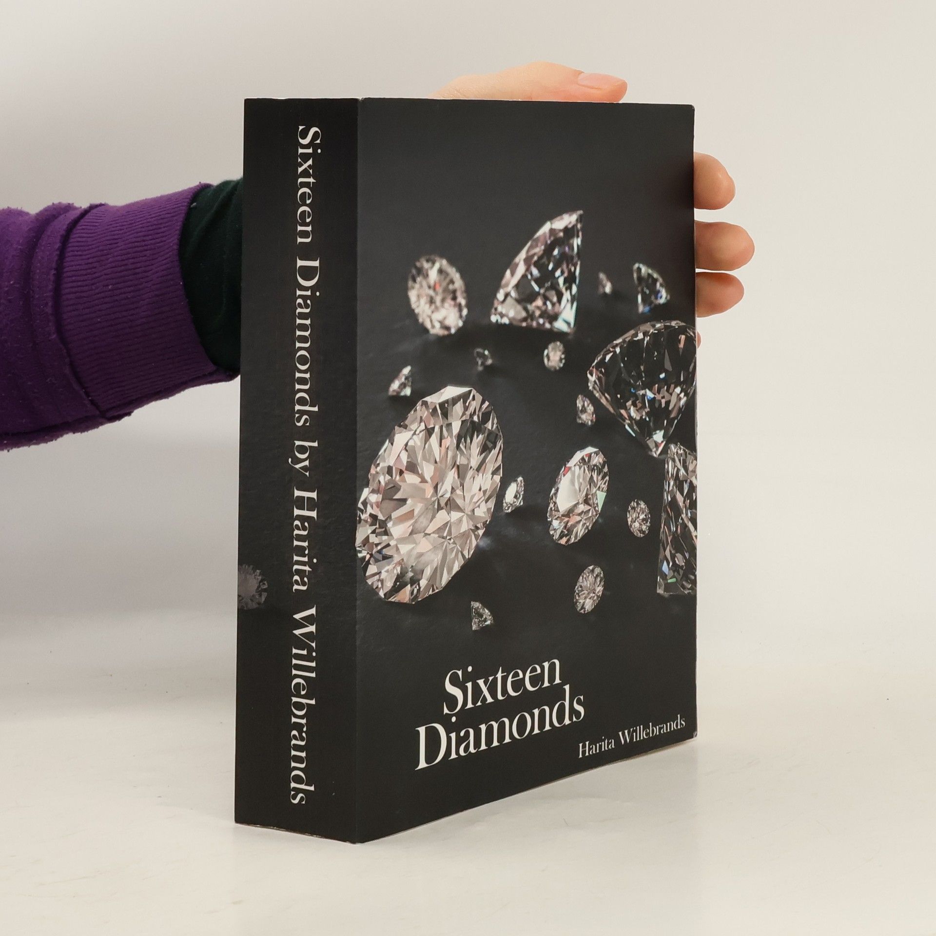 Harita Willebrands Sixteen Diamonds