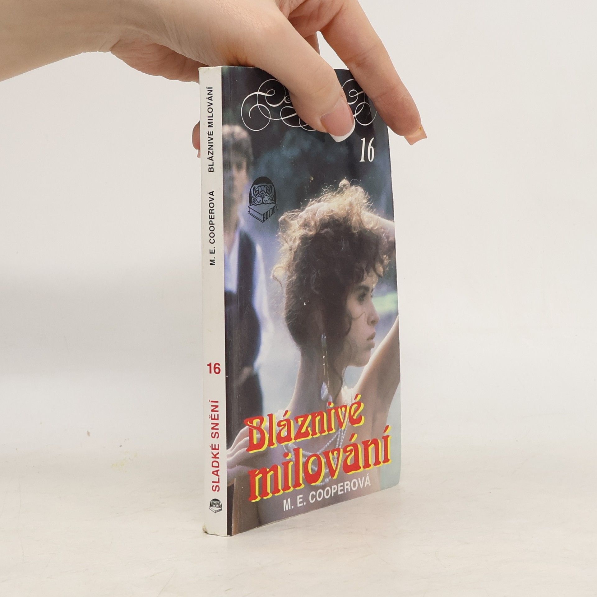M. E. Cooper Bláznivé milování
