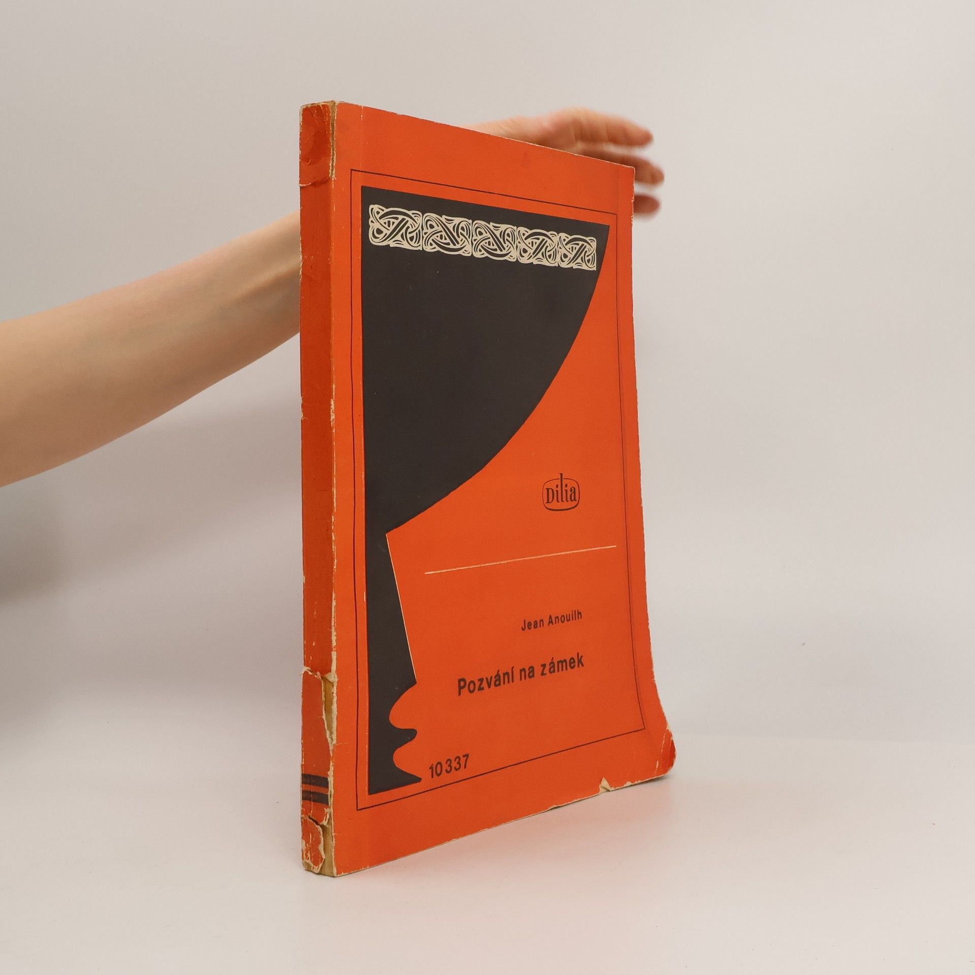 Jean Anouilh Pozvání na zámek