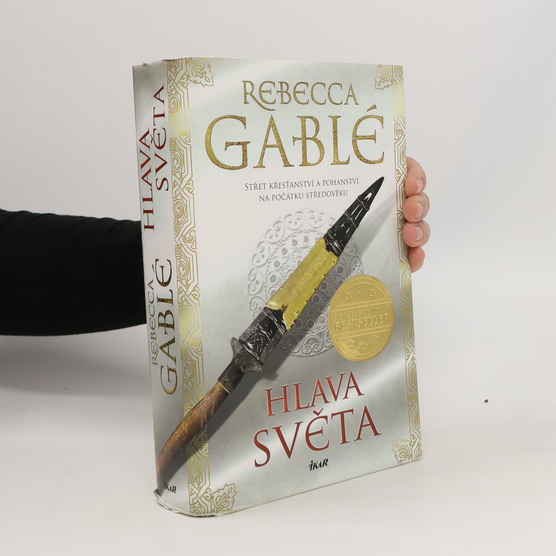 Rebecca Gablé Hlava světa