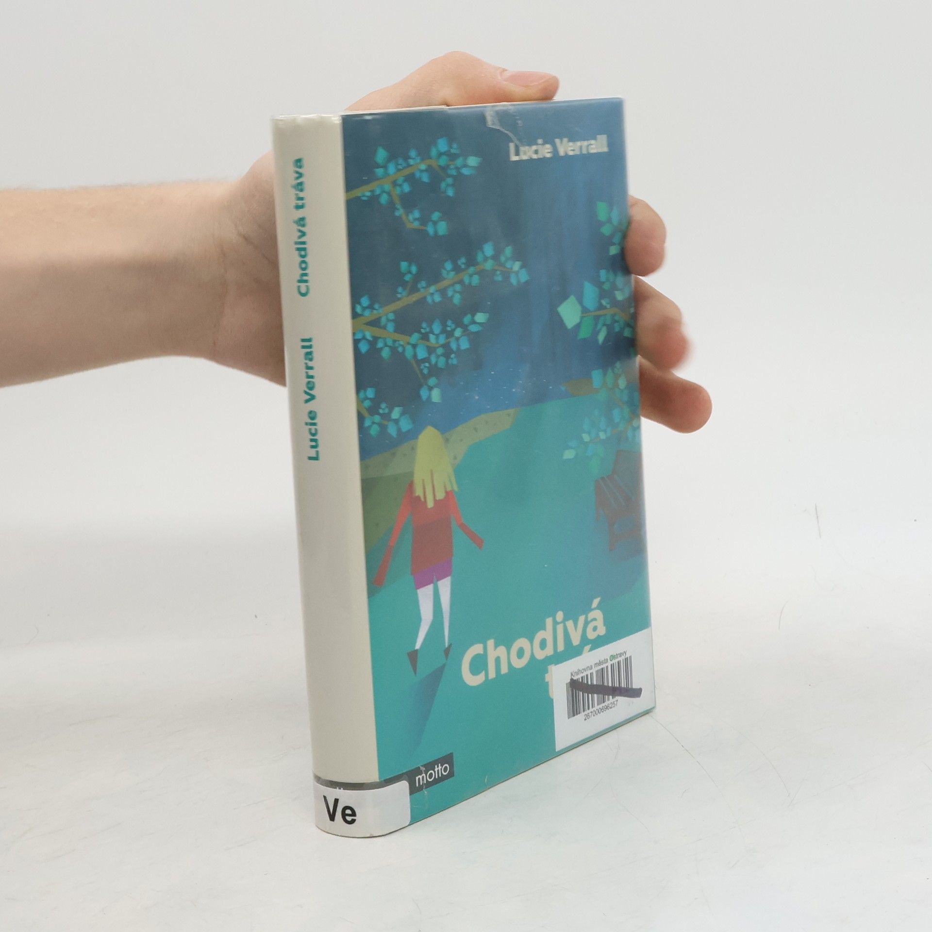 Lucie Verrall Chodivá tráva