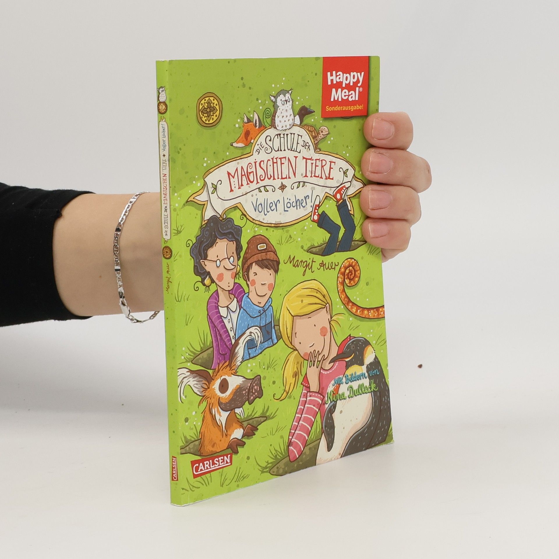 Die Schule Der Magischen Tiere. Voller Löcher!