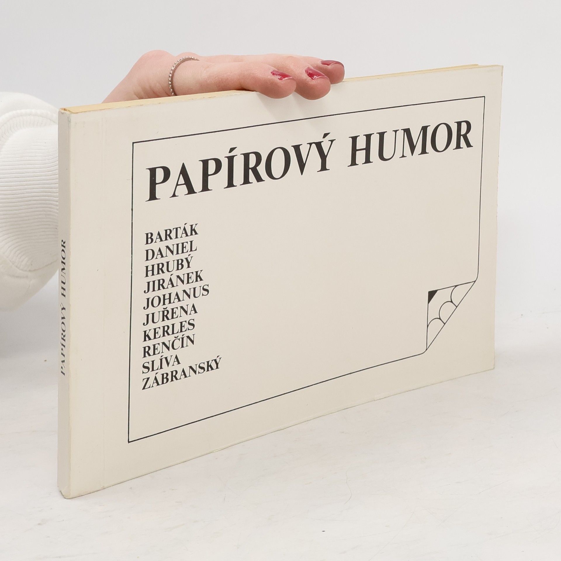 Collectif d'auteurs Papírový humor