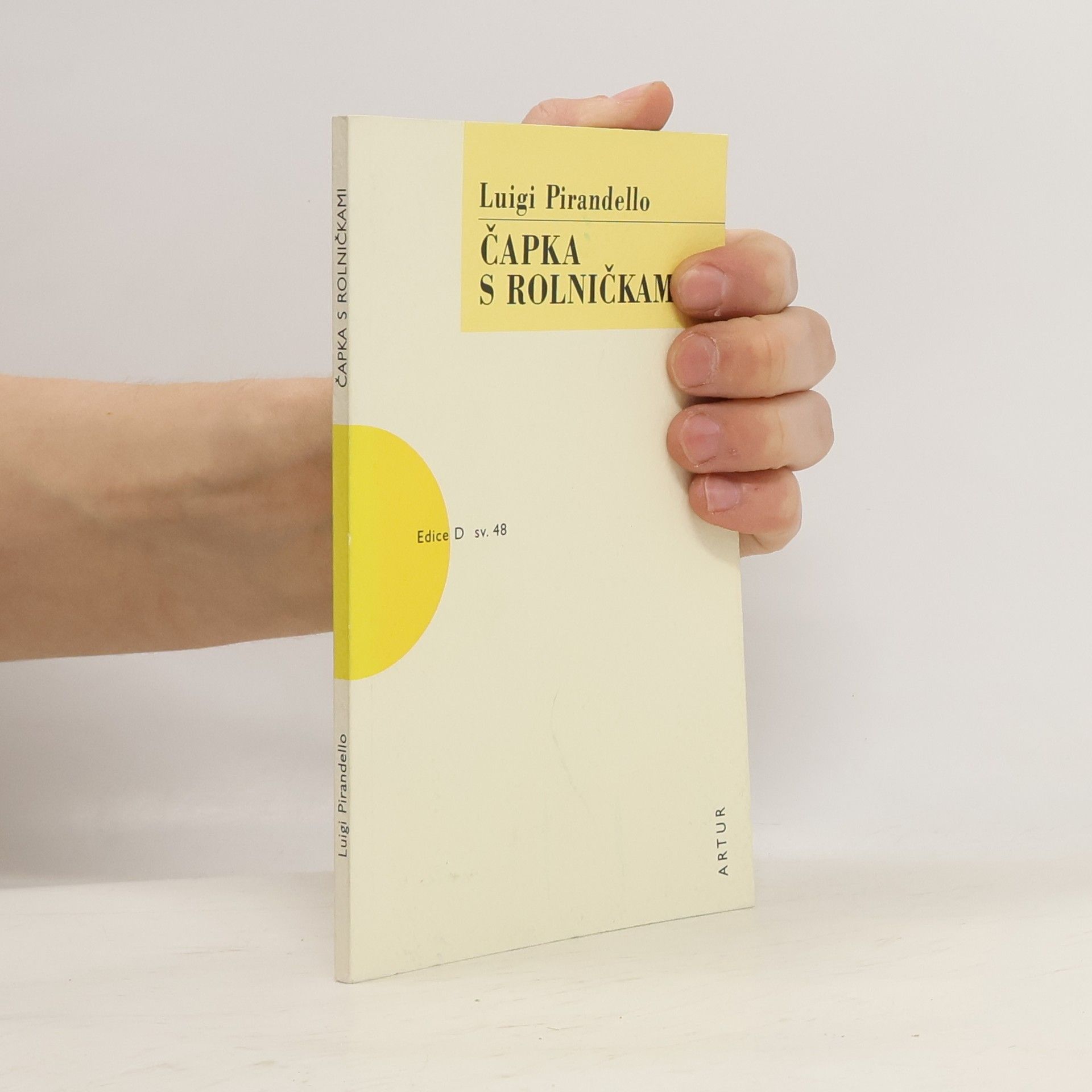 Luigi Pirandello Čapka s rolničkami