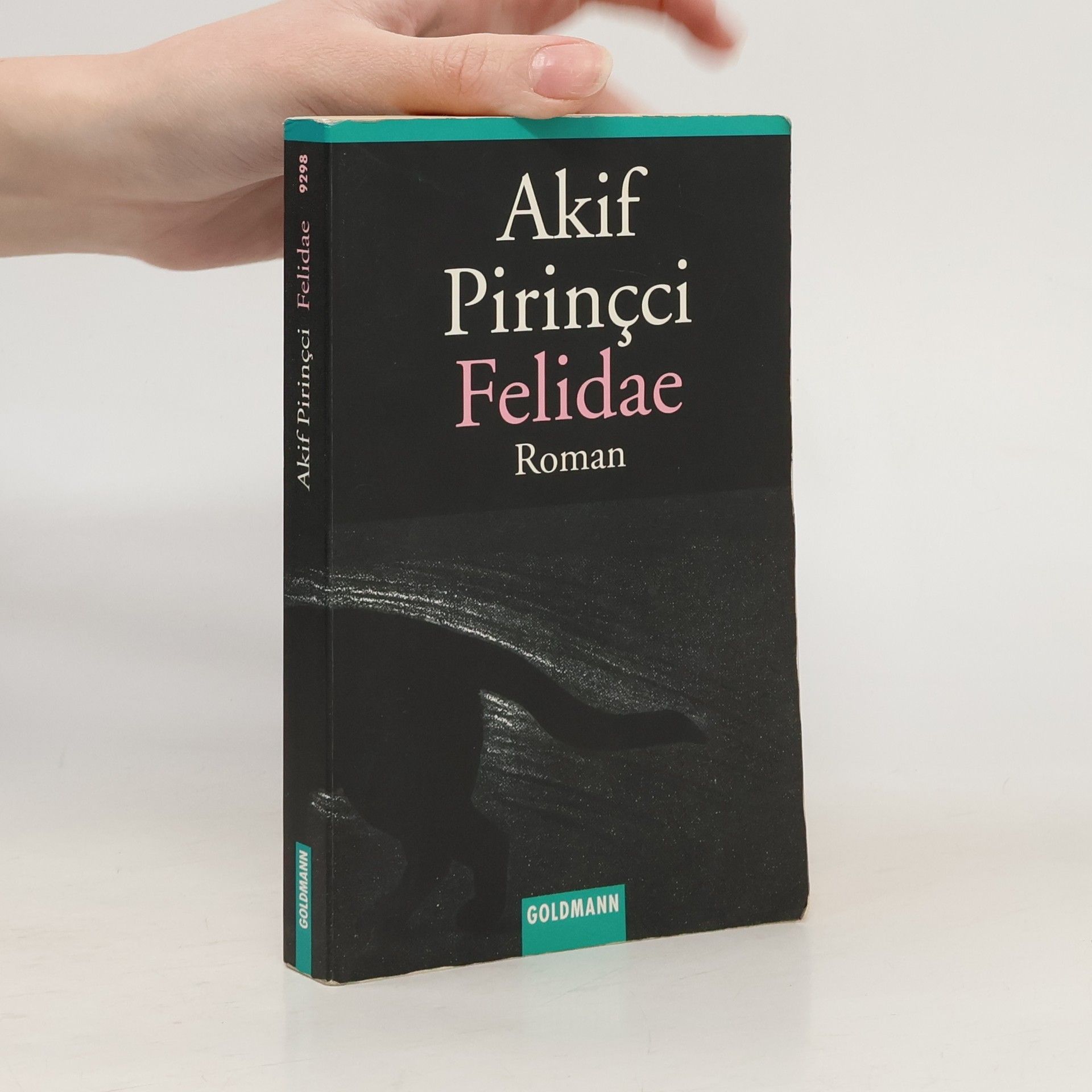 Akif Pirinçci Felidae