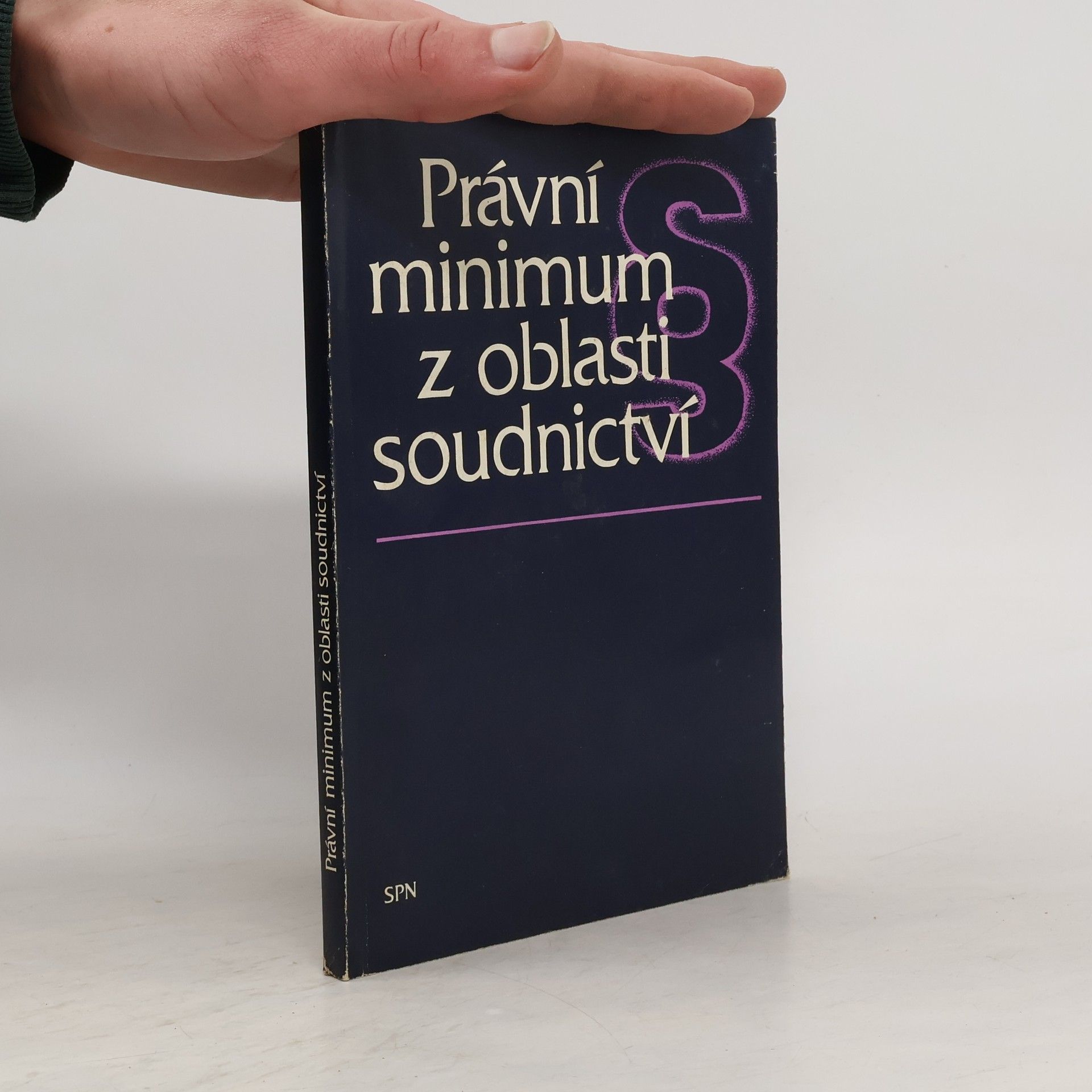 Autorenkollektiv Právní minimum z oblasti soudnictví