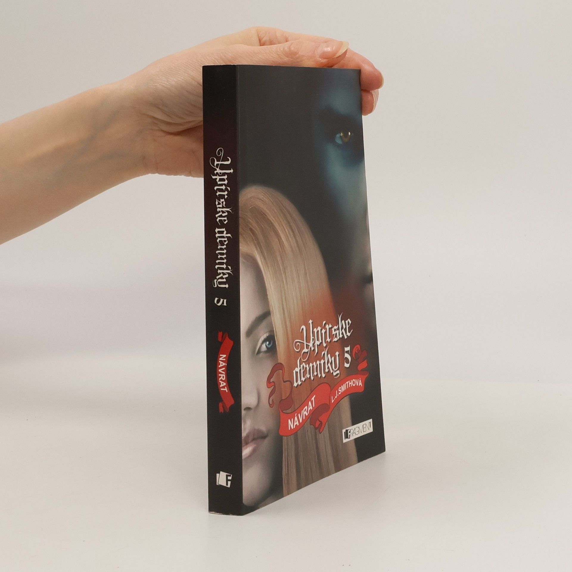 L. J. Smith Návrat